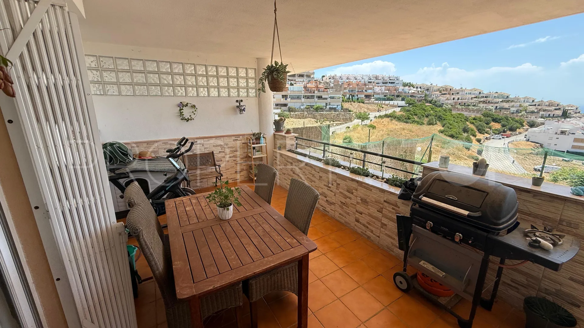 Apartamento planta baja en venta con 3 dormitorios en Hacienda de Casares