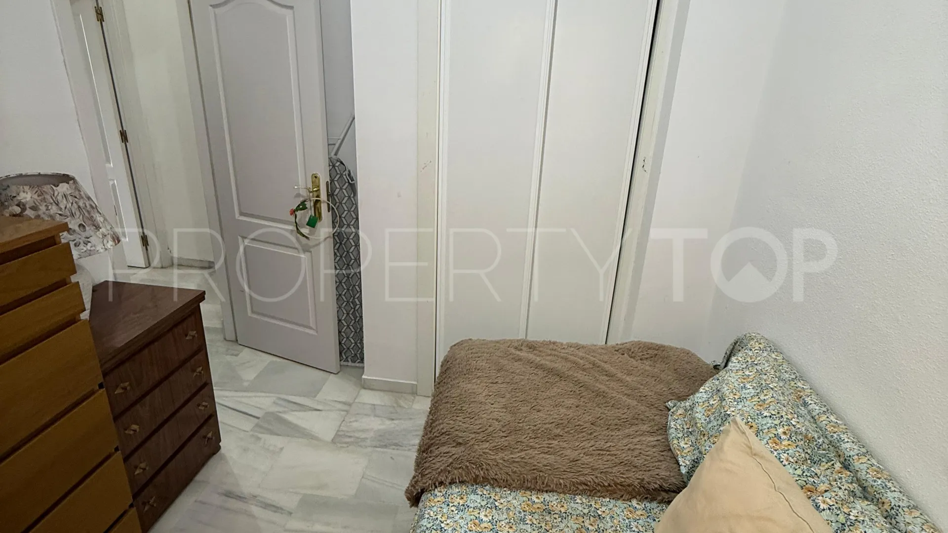 Apartamento planta baja en venta con 3 dormitorios en Hacienda de Casares