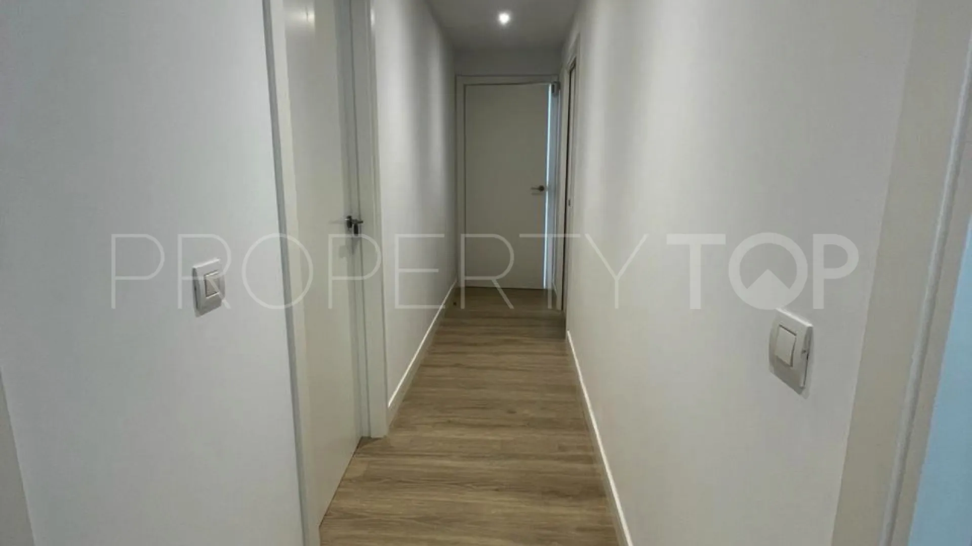Ricardo Soriano, apartamento en venta con 4 dormitorios