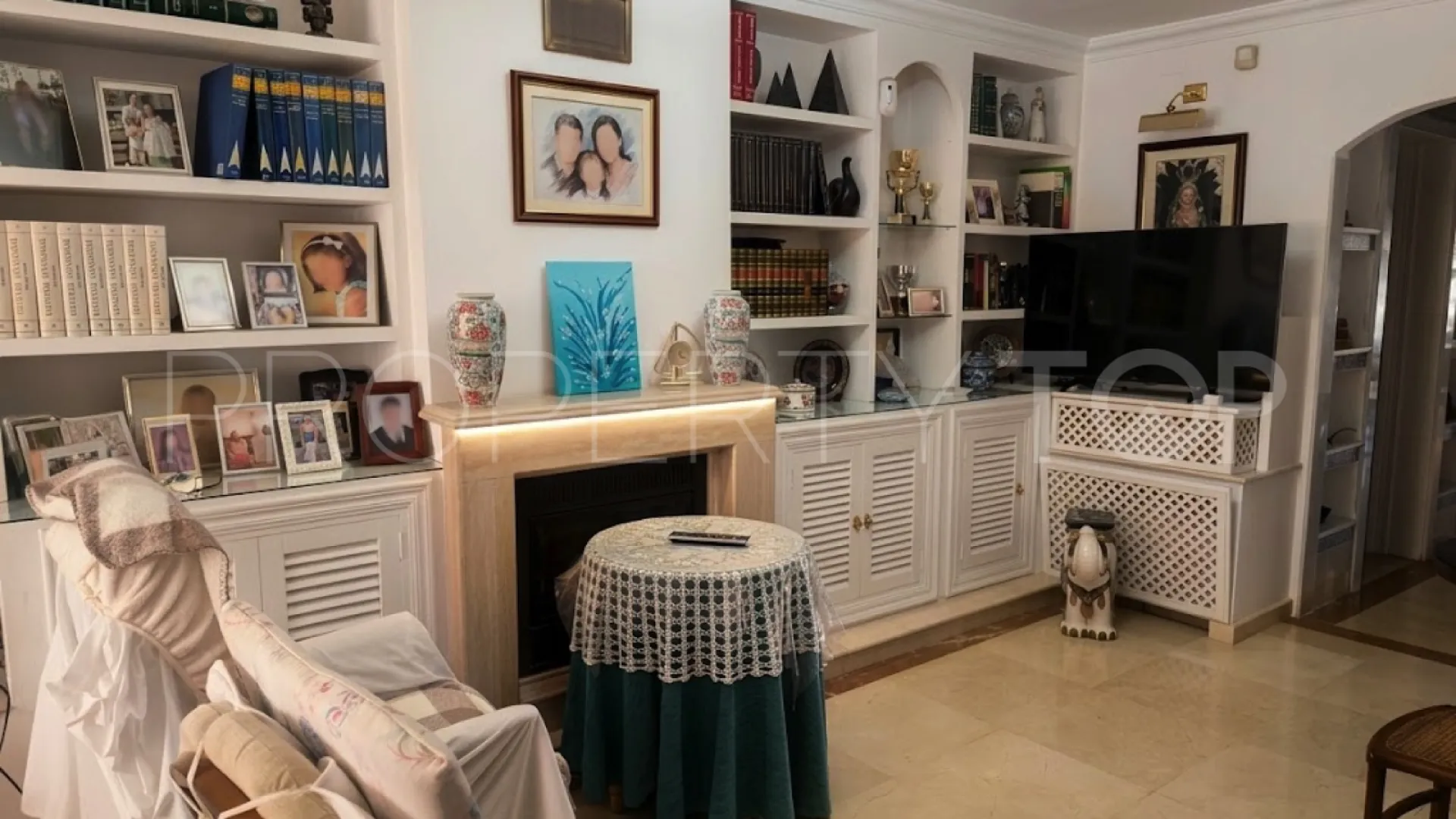 La Campana town house for sale