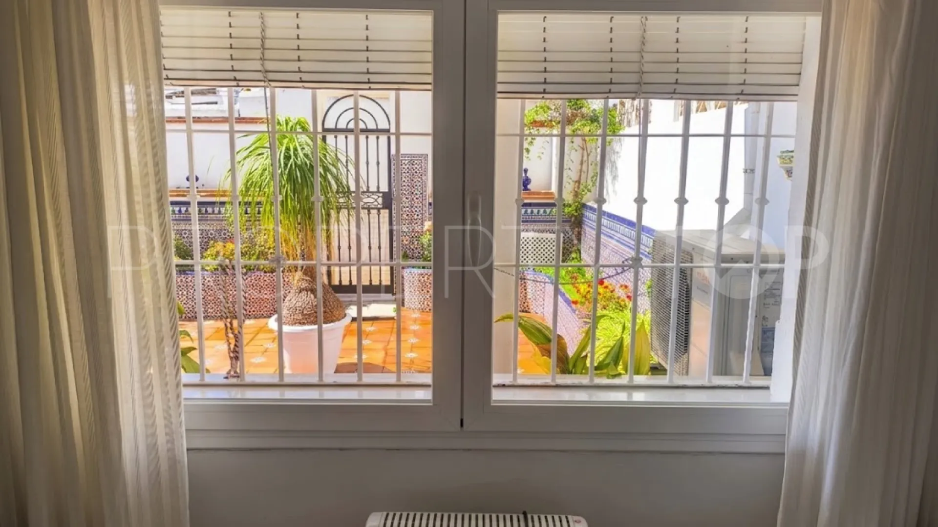La Campana town house for sale