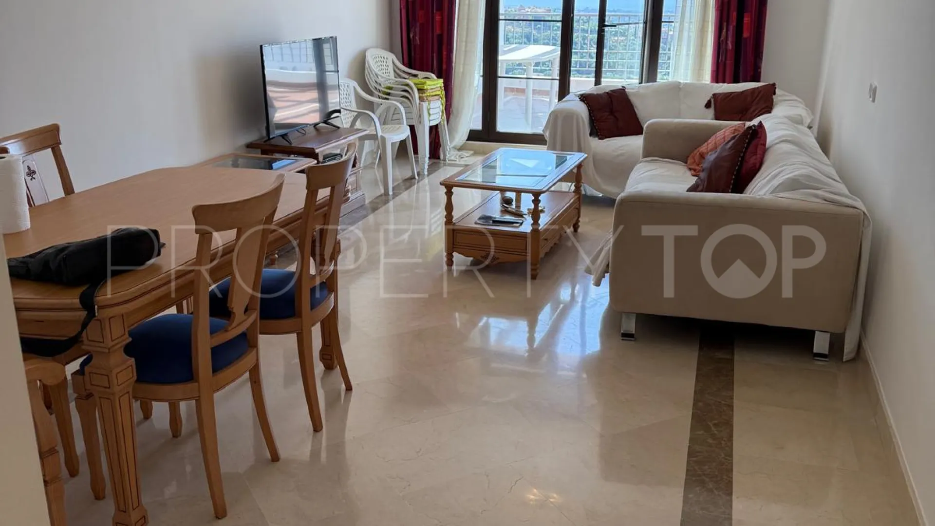 For sale penthouse with 2 bedrooms in Los Arqueros