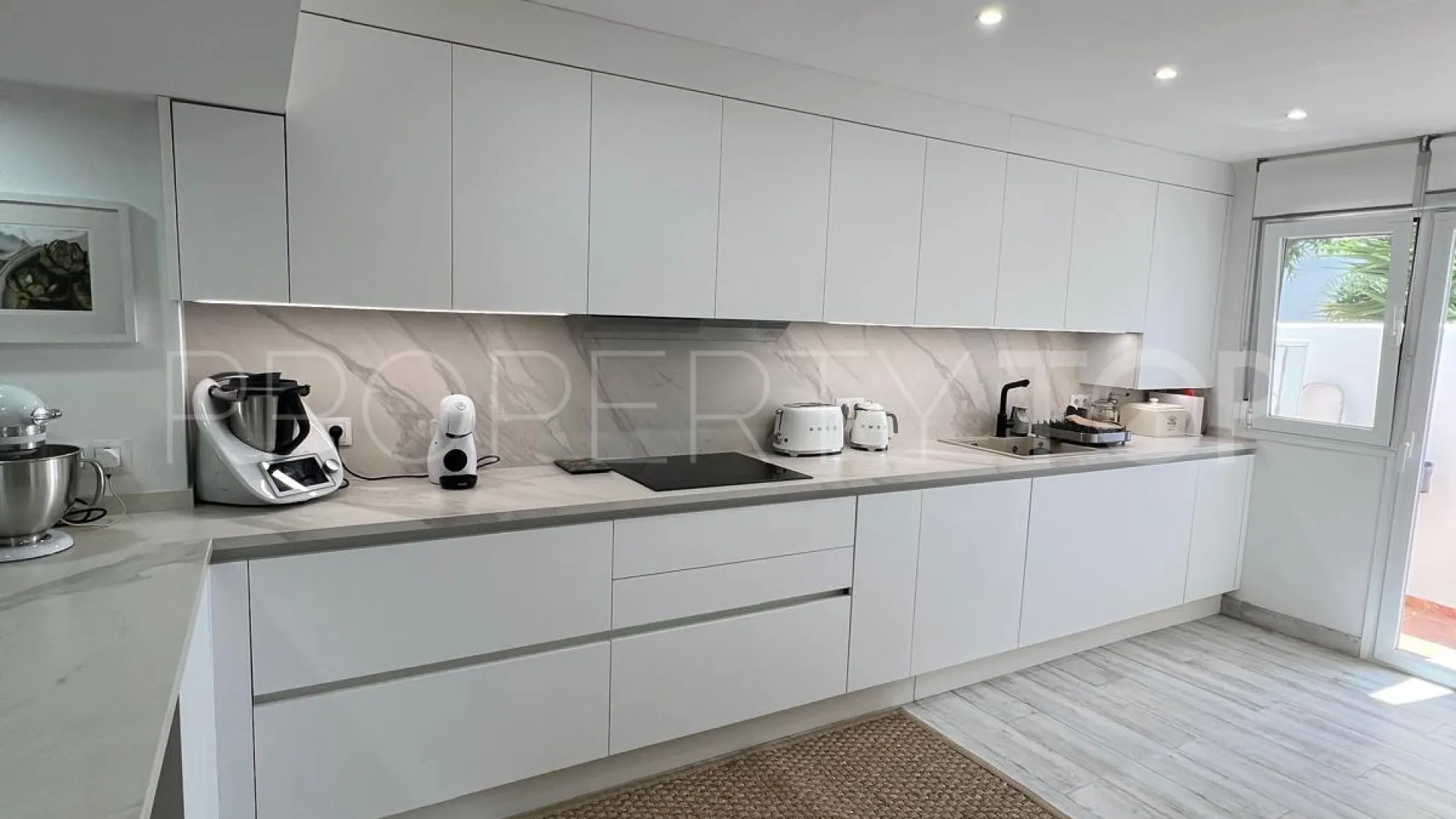 Semi detached house for sale in Casares Playa with 3 bedrooms