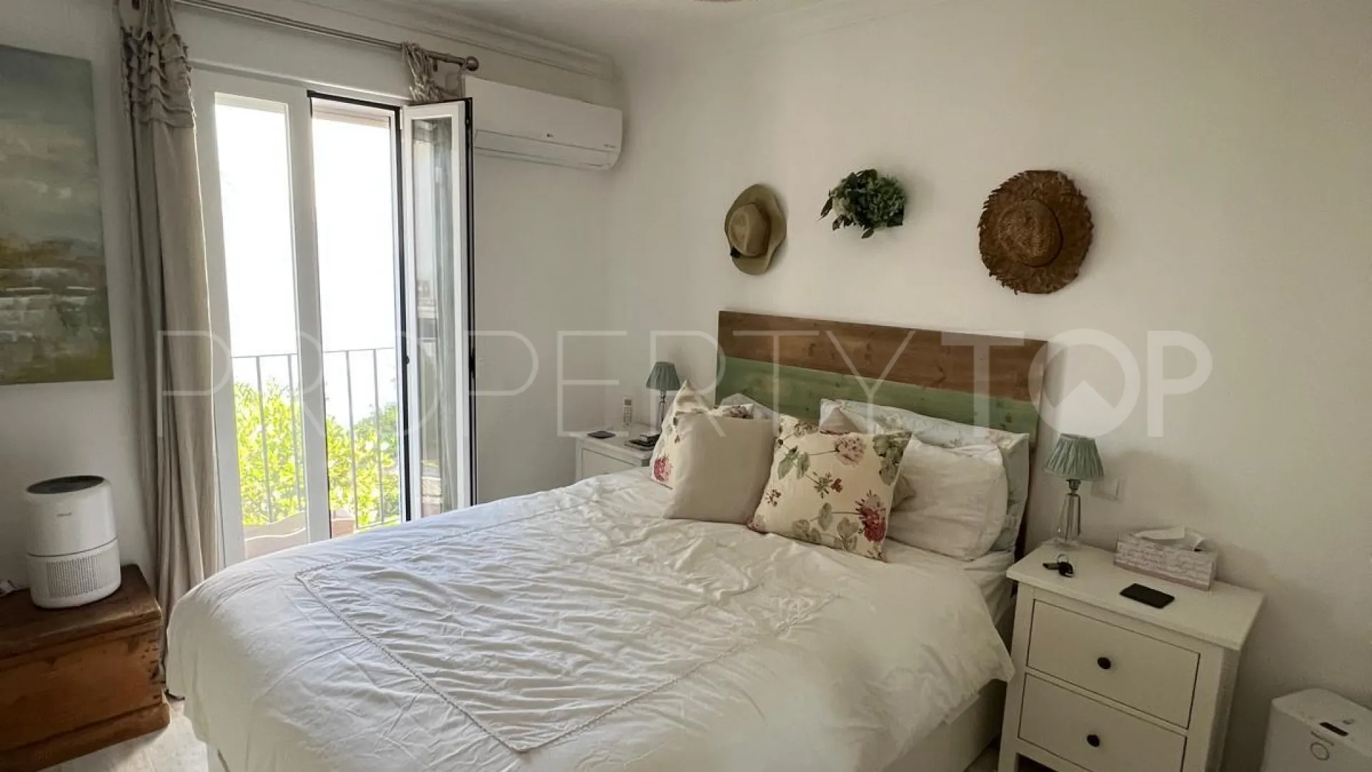 Semi detached house for sale in Casares Playa with 3 bedrooms
