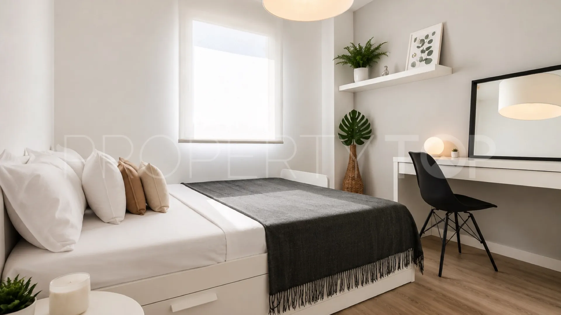 Buy La Campana apartment with 3 bedrooms