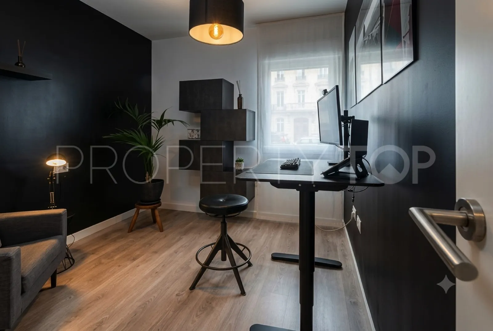 Buy La Campana apartment with 3 bedrooms