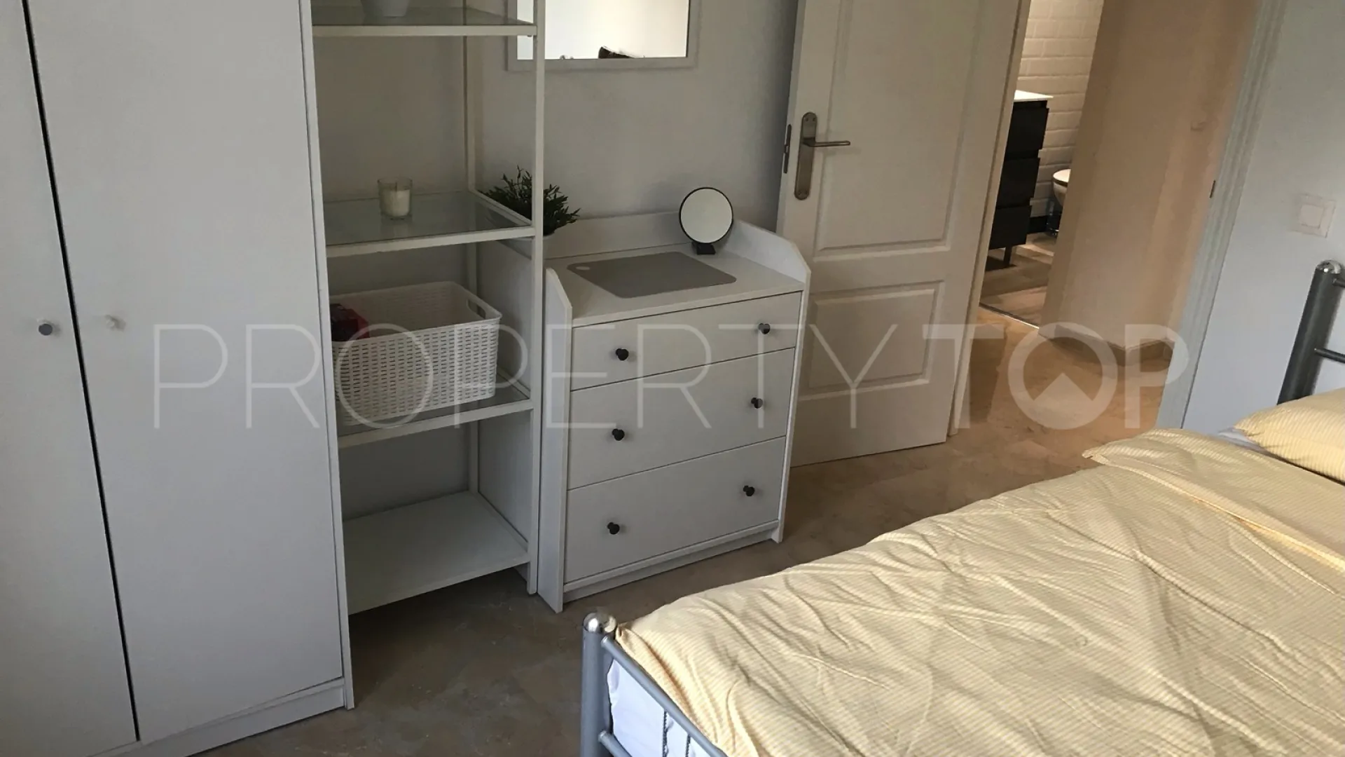 3 bedrooms apartment for sale in Alcorrín