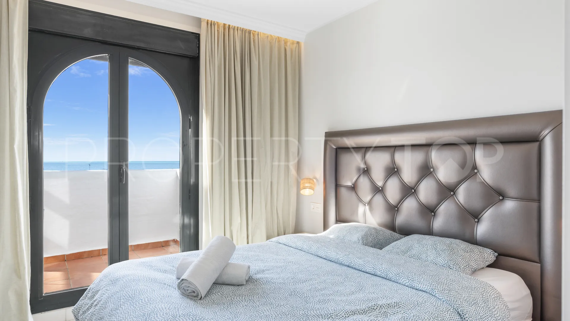 Se vende atico duplex en Doña Julia con 3 dormitorios