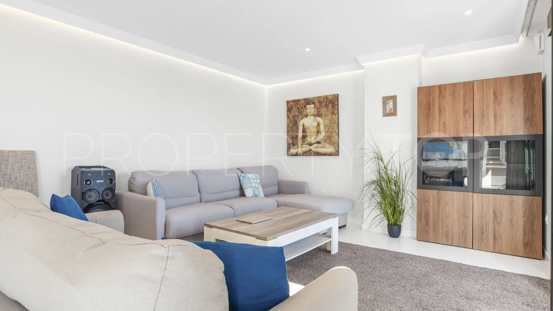 Se vende atico duplex en Doña Julia con 3 dormitorios