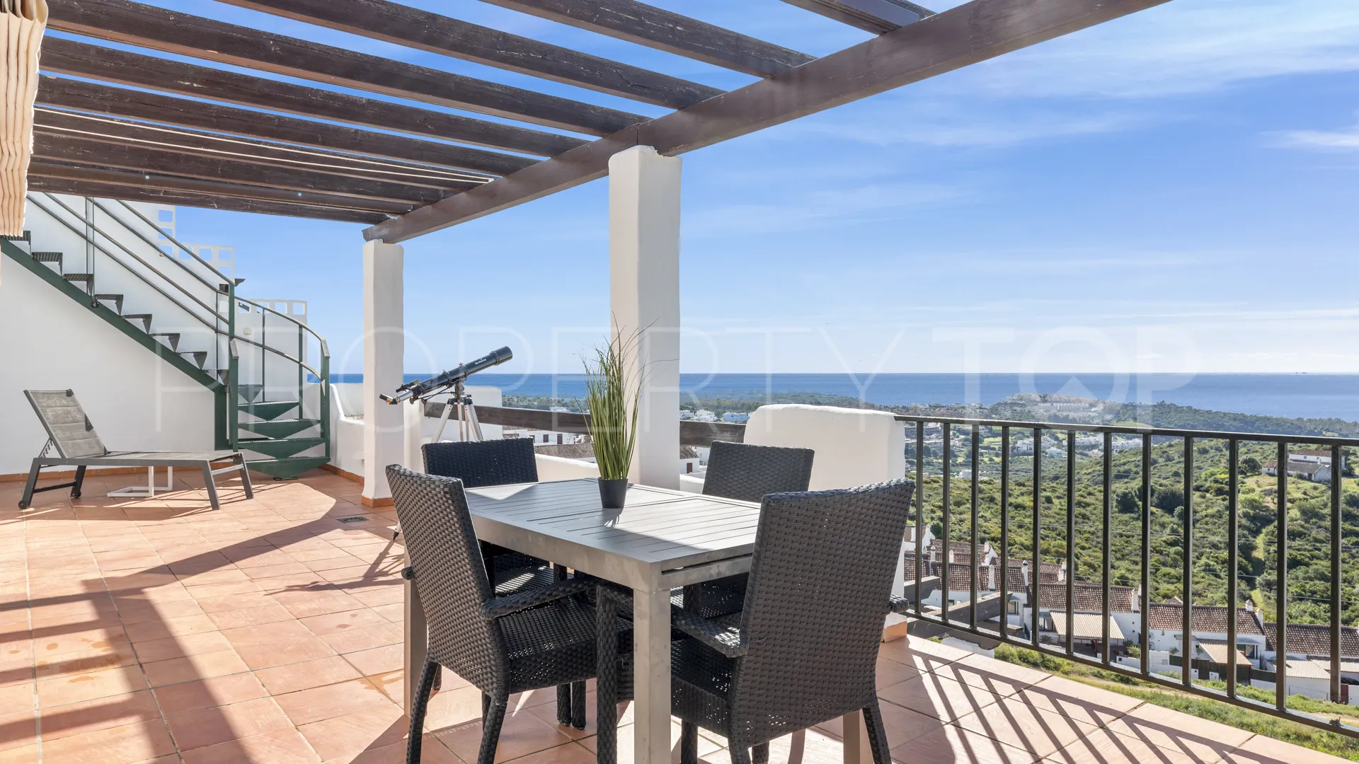 Se vende atico duplex en Doña Julia con 3 dormitorios