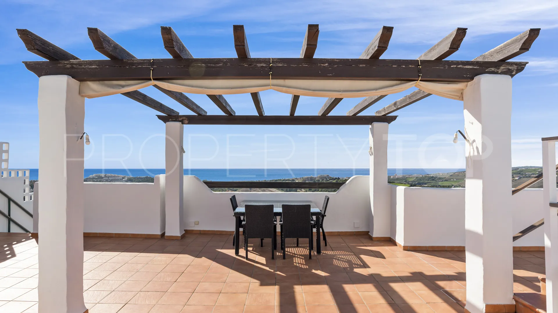Se vende atico duplex en Doña Julia con 3 dormitorios