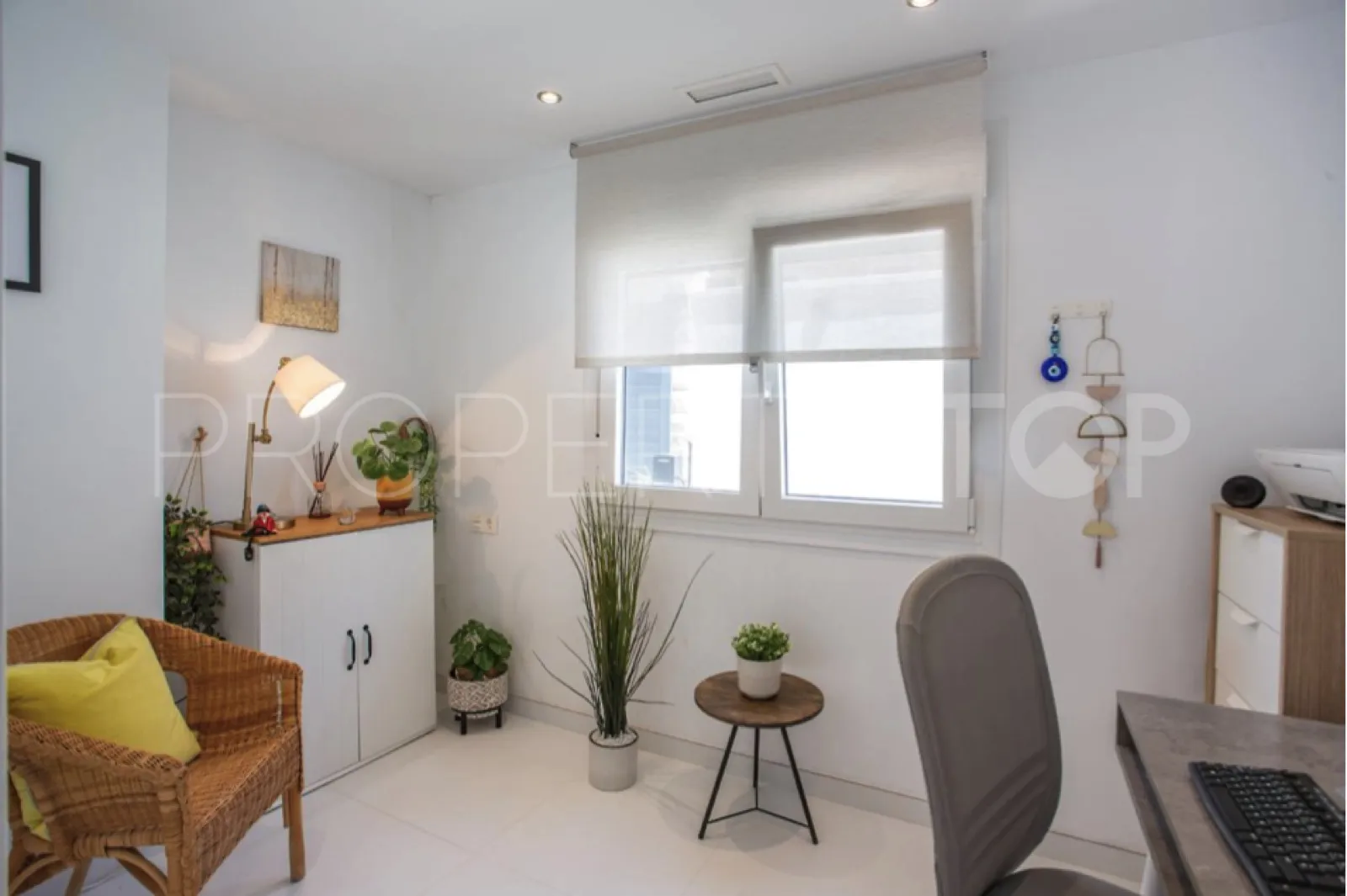 For sale 4 bedrooms villa in Sabinillas