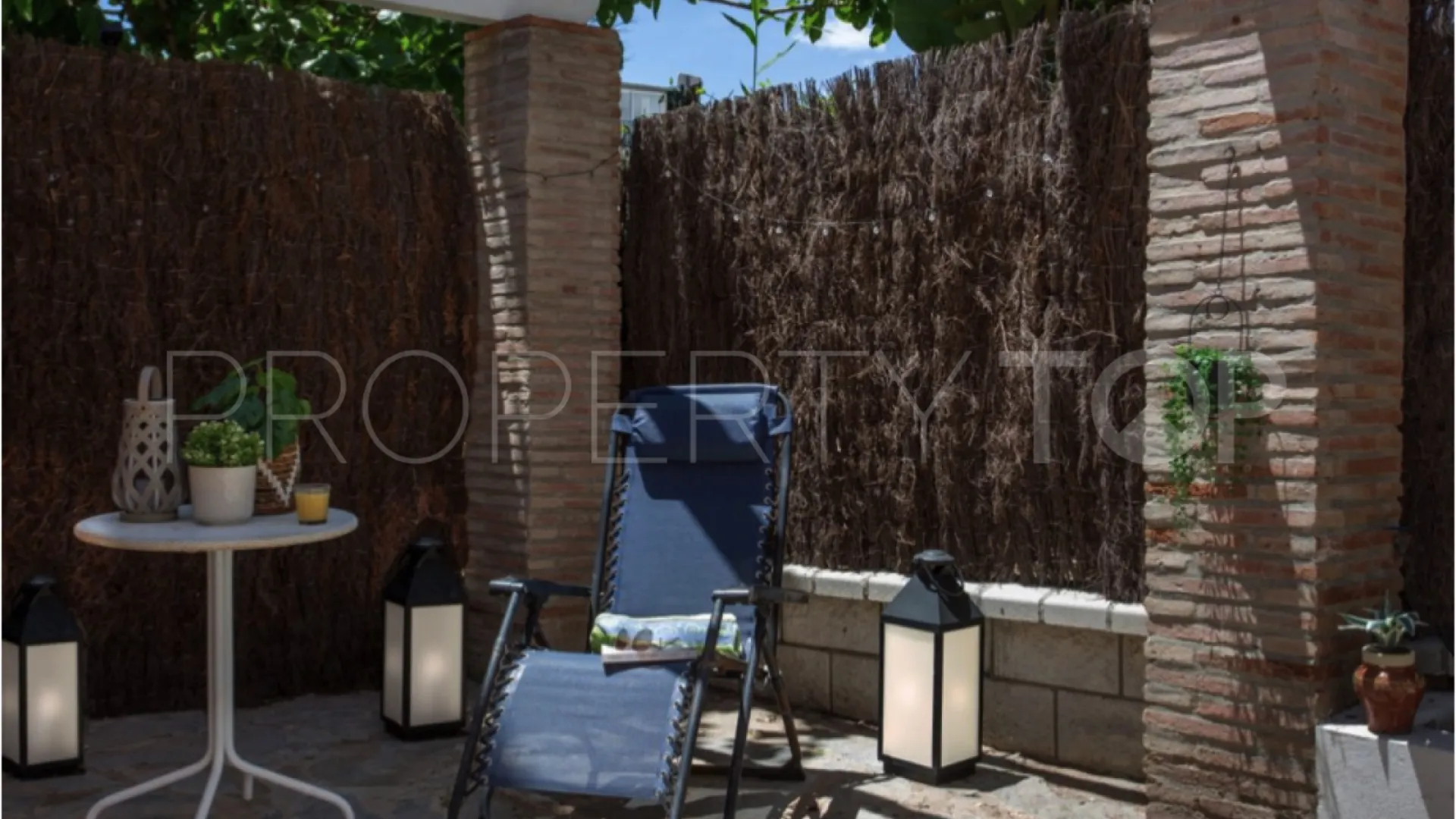 For sale 4 bedrooms villa in Sabinillas