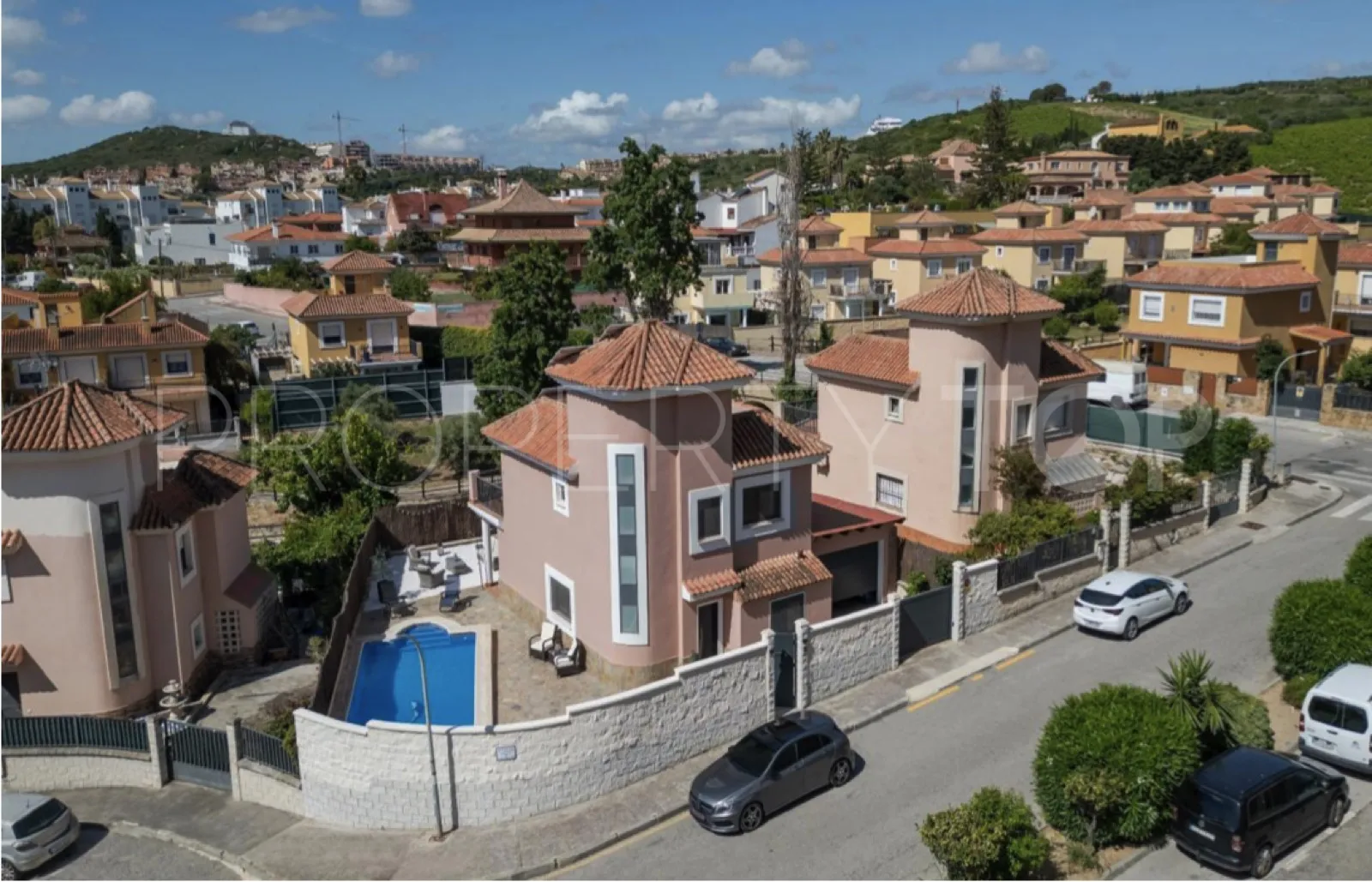 For sale 4 bedrooms villa in Sabinillas