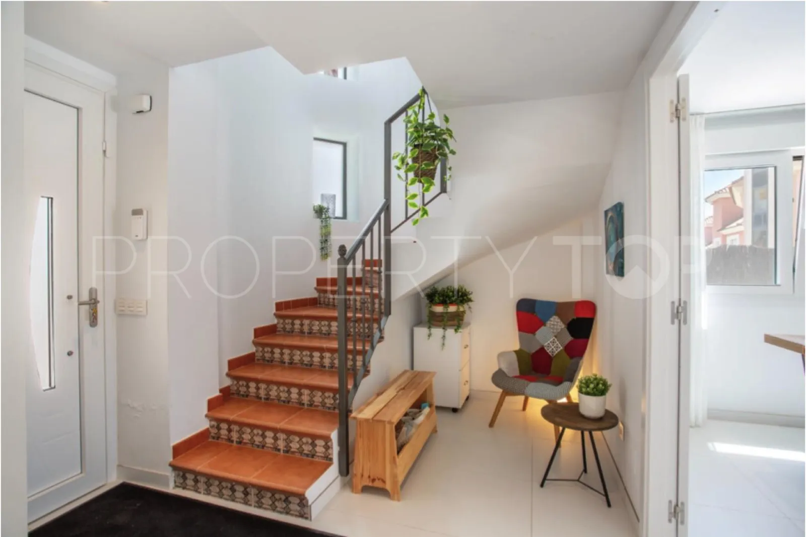 For sale 4 bedrooms villa in Sabinillas