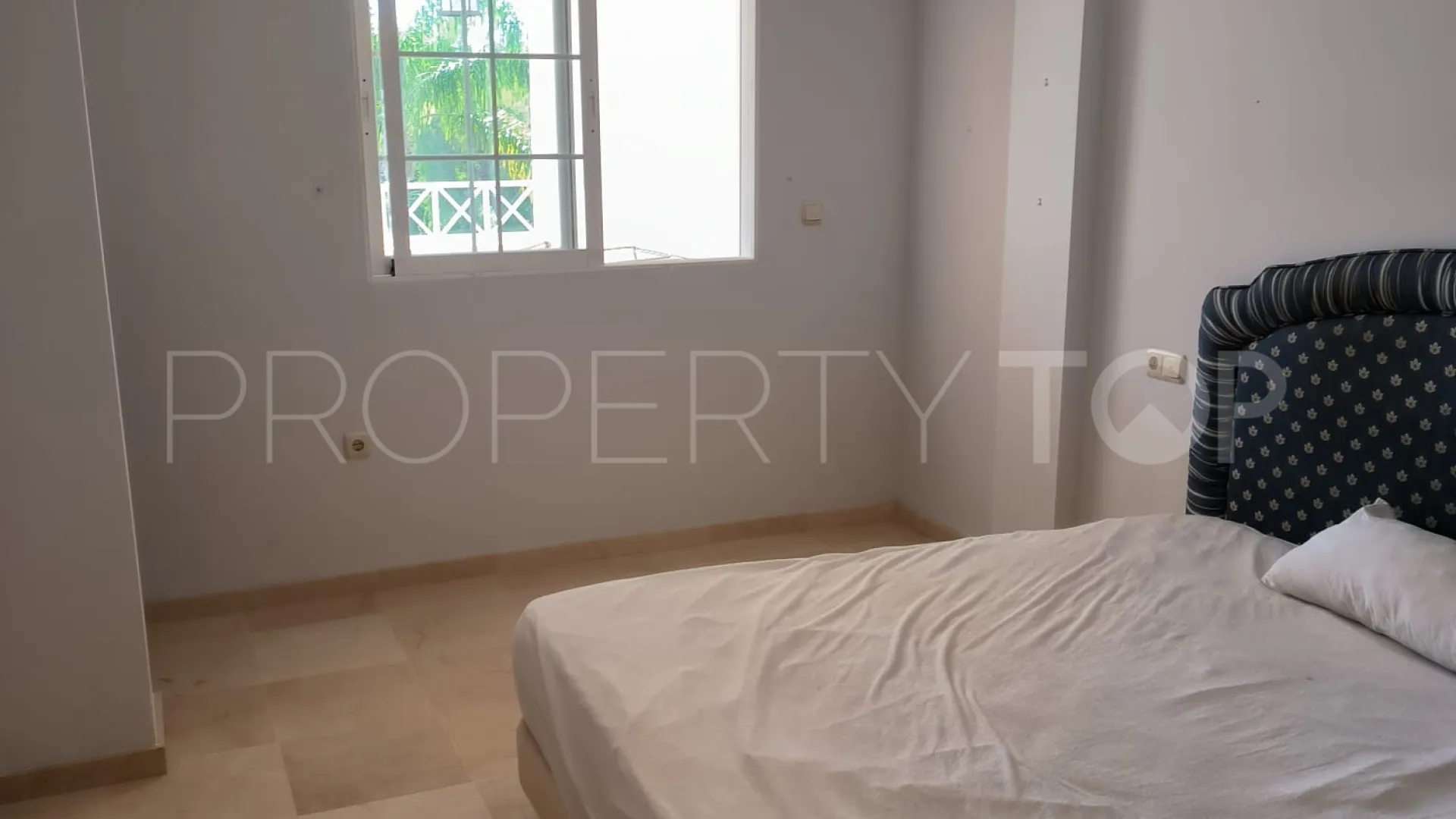 Apartamento de 2 dormitorios en venta en Las Lomas de Rio Real