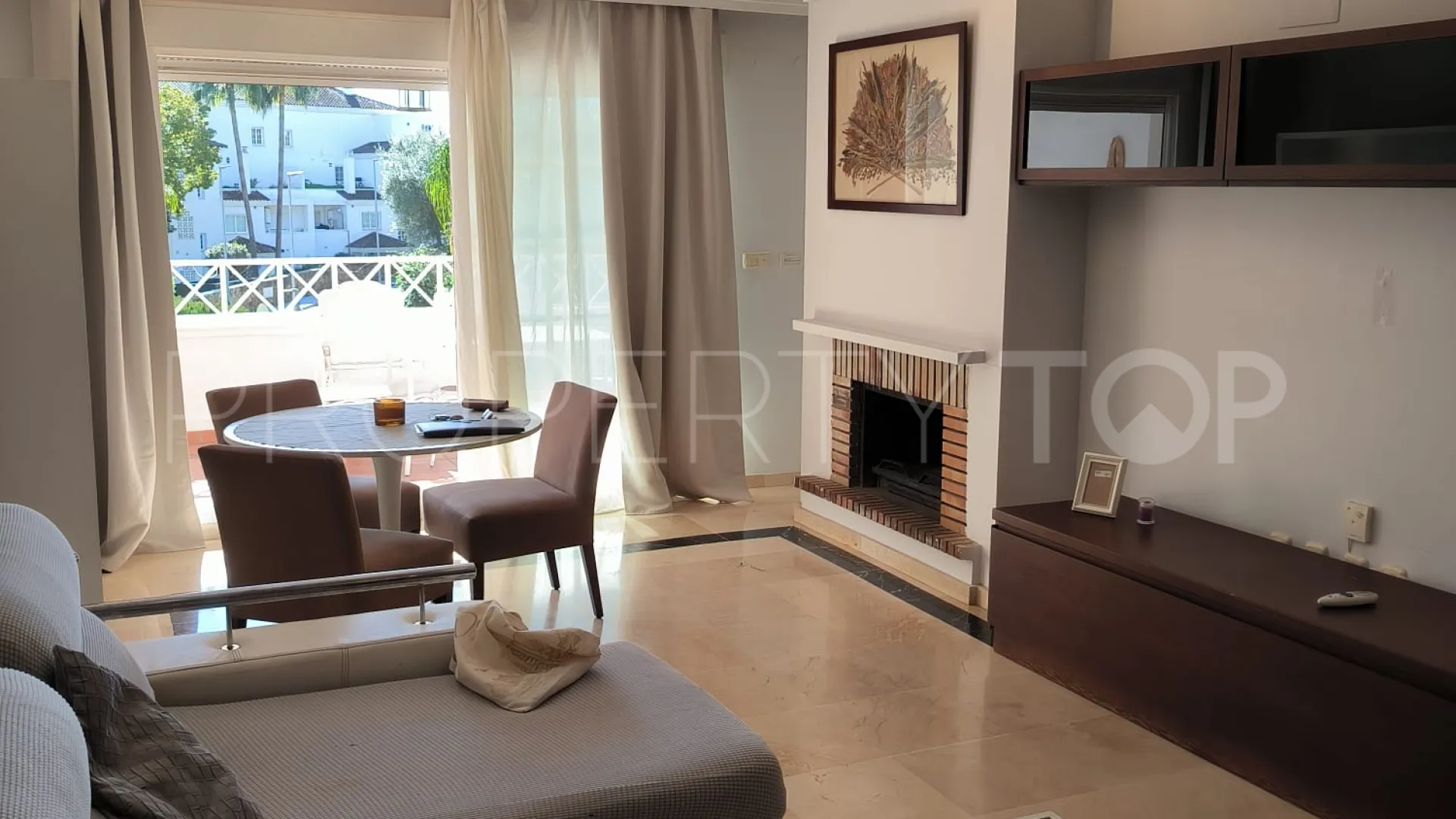 Apartamento de 2 dormitorios en venta en Las Lomas de Rio Real