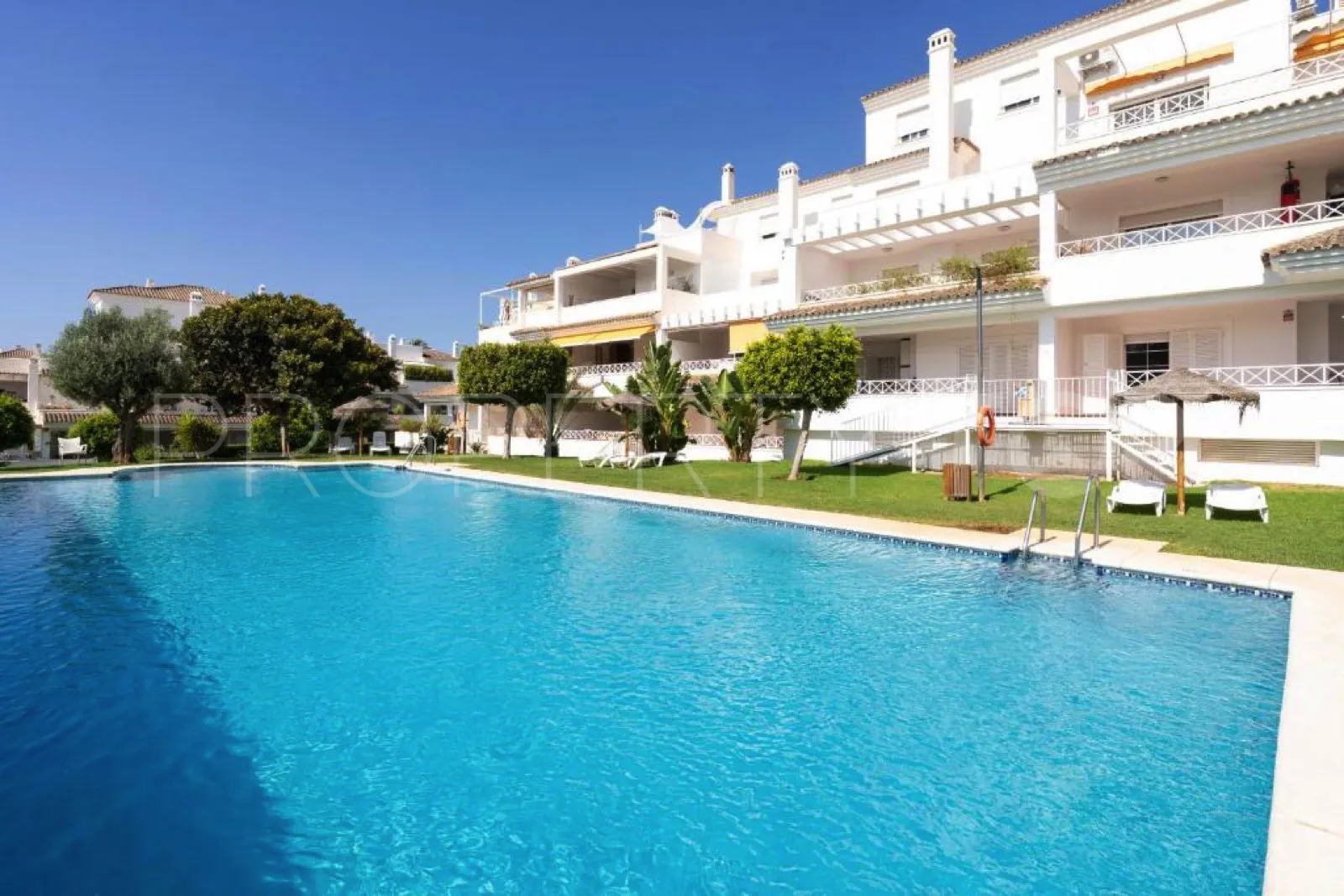 Apartamento de 2 dormitorios en venta en Las Lomas de Rio Real