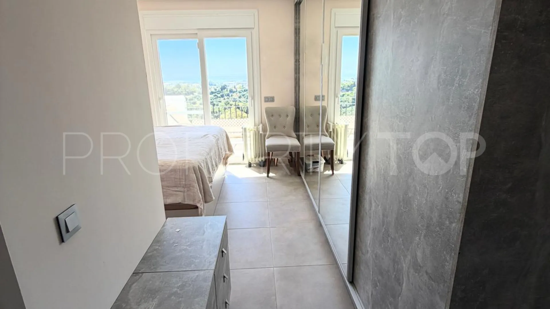 Puerto del Almendro, Ático con 2 dormitorios en venta