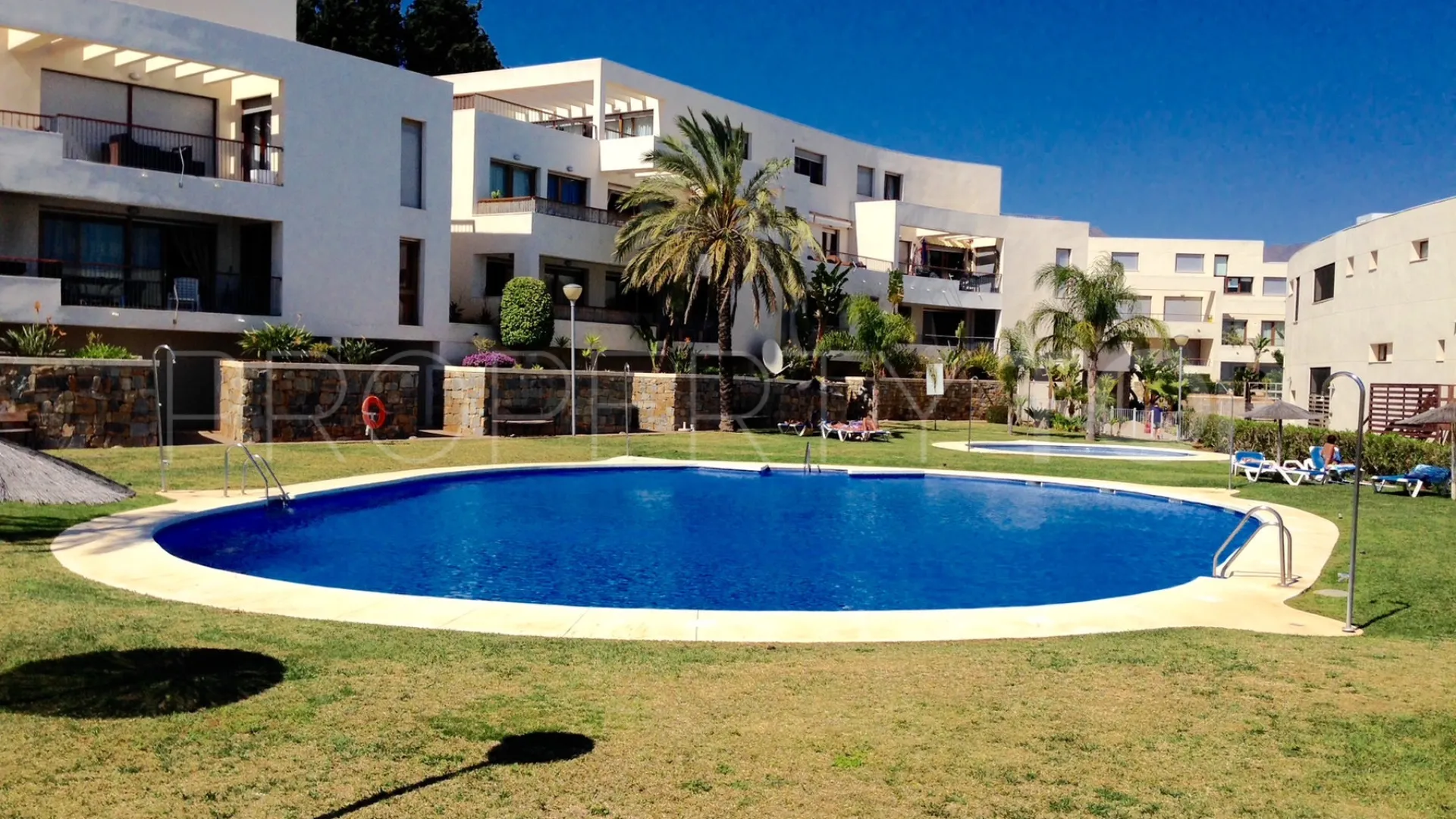 Buy apartment in Los Altos de los Monteros