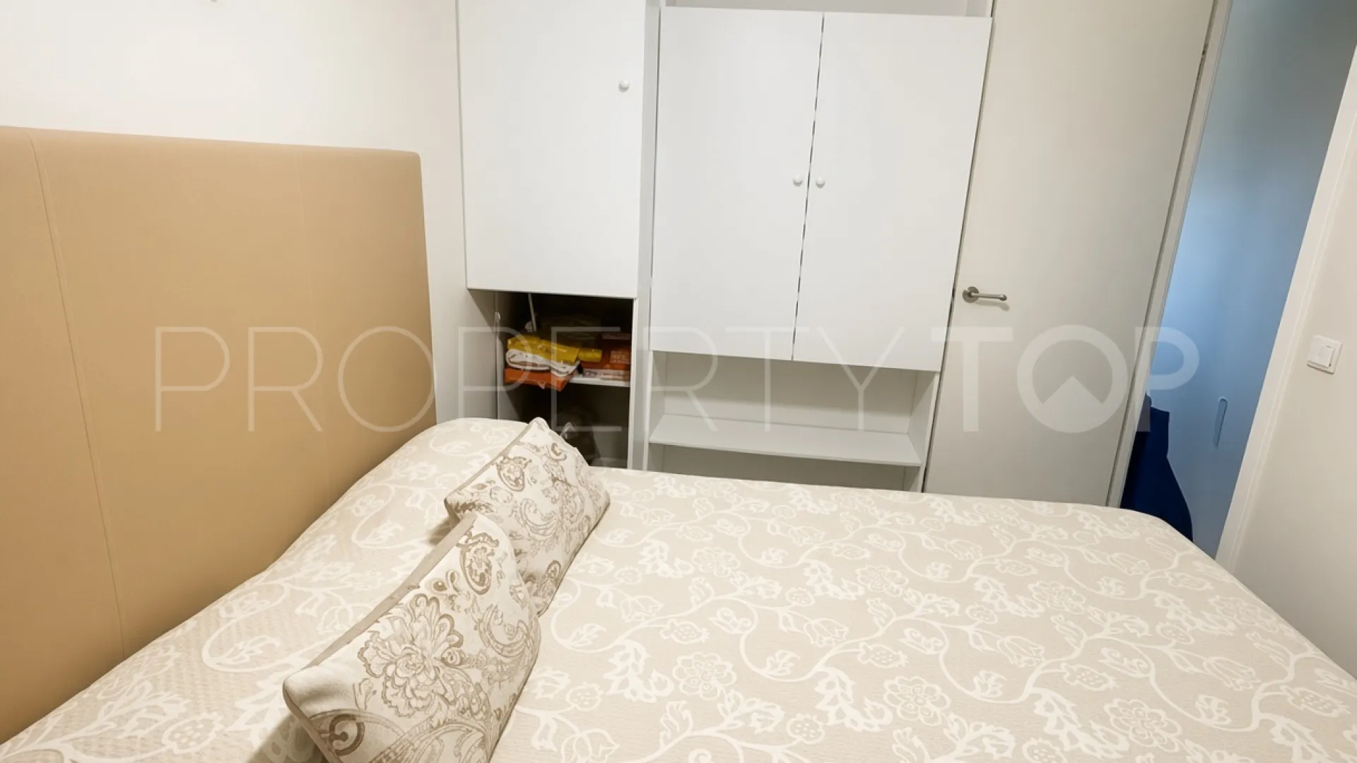 For sale Seghers ground floor apartment with 1 bedroom