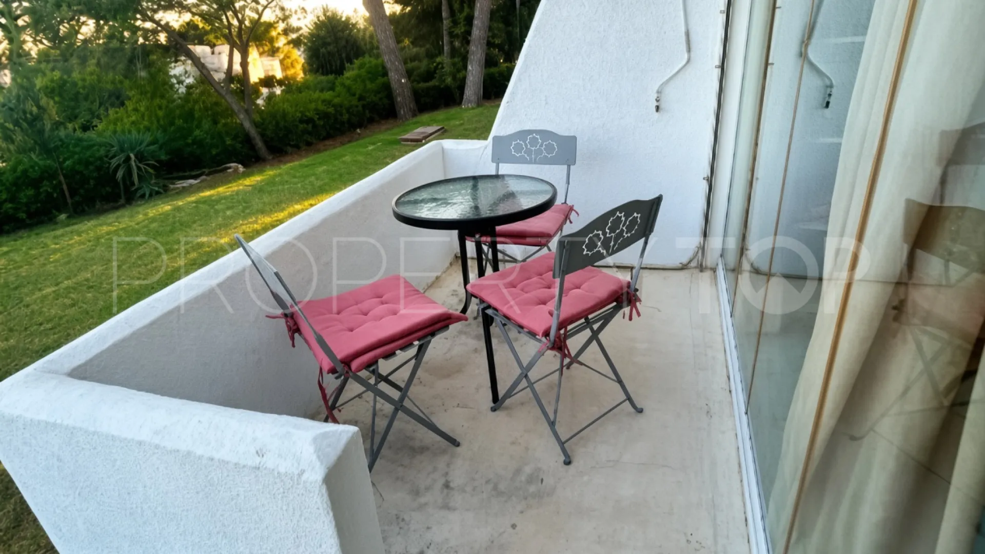 For sale Seghers ground floor apartment with 1 bedroom