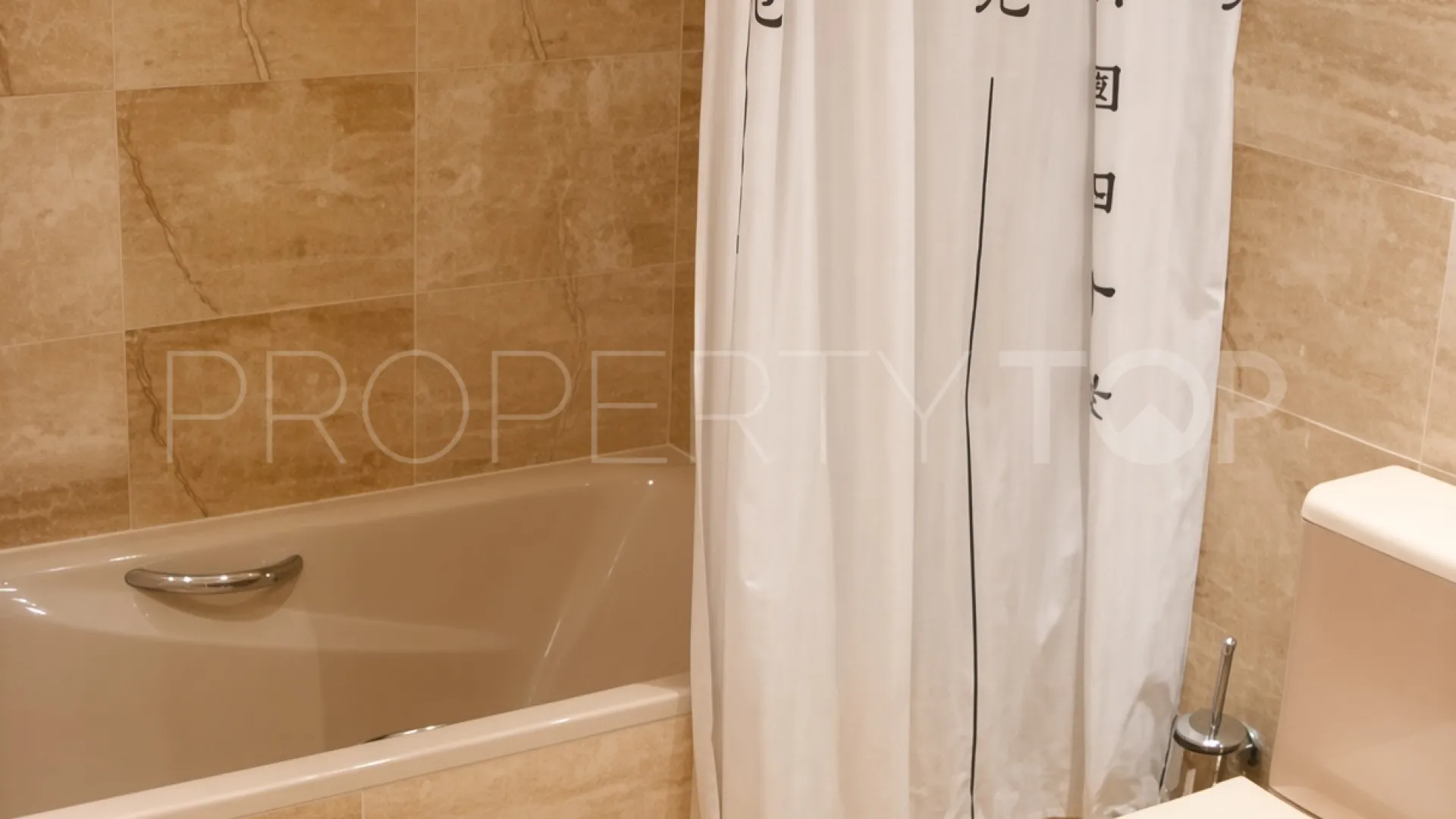 Comprar apartamento de 2 dormitorios en Marina de Sotogrande