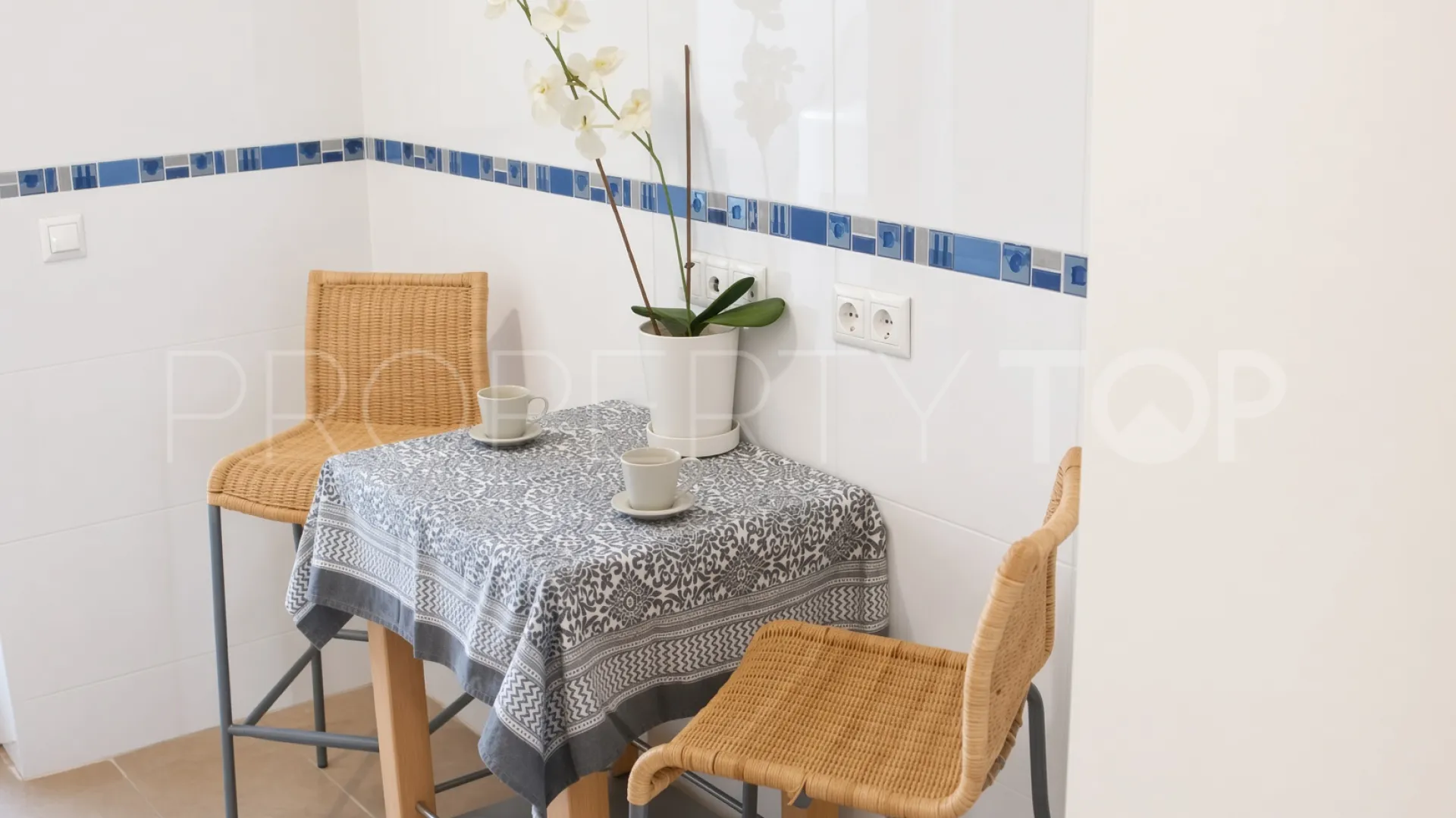 Comprar apartamento de 2 dormitorios en Marina de Sotogrande