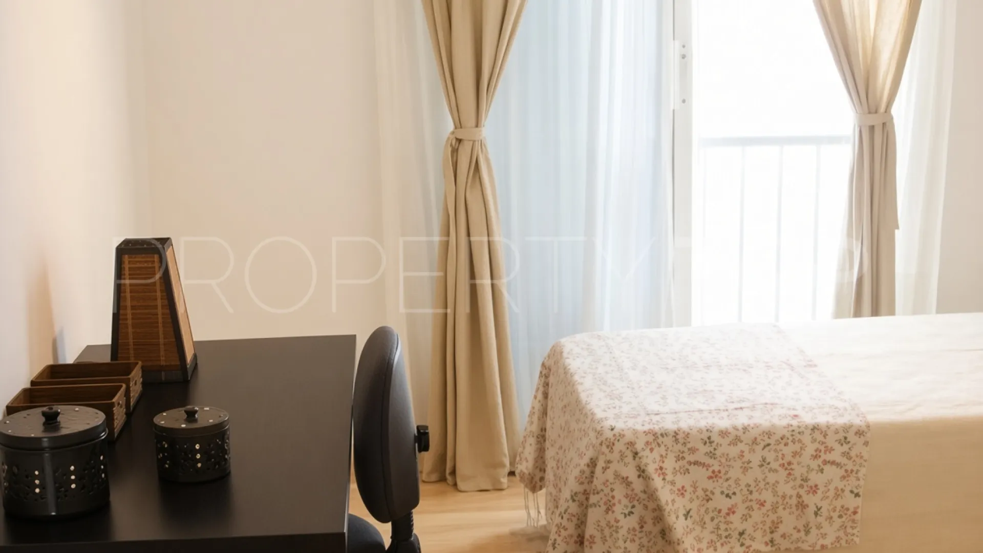 Comprar apartamento de 2 dormitorios en Marina de Sotogrande