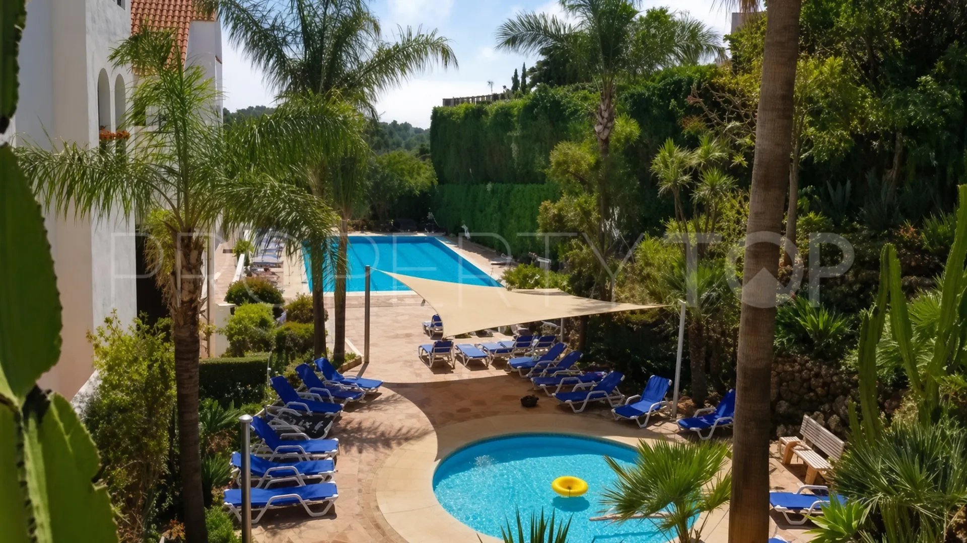 Apartamento planta baja en venta en La Maestranza de 3 dormitorios