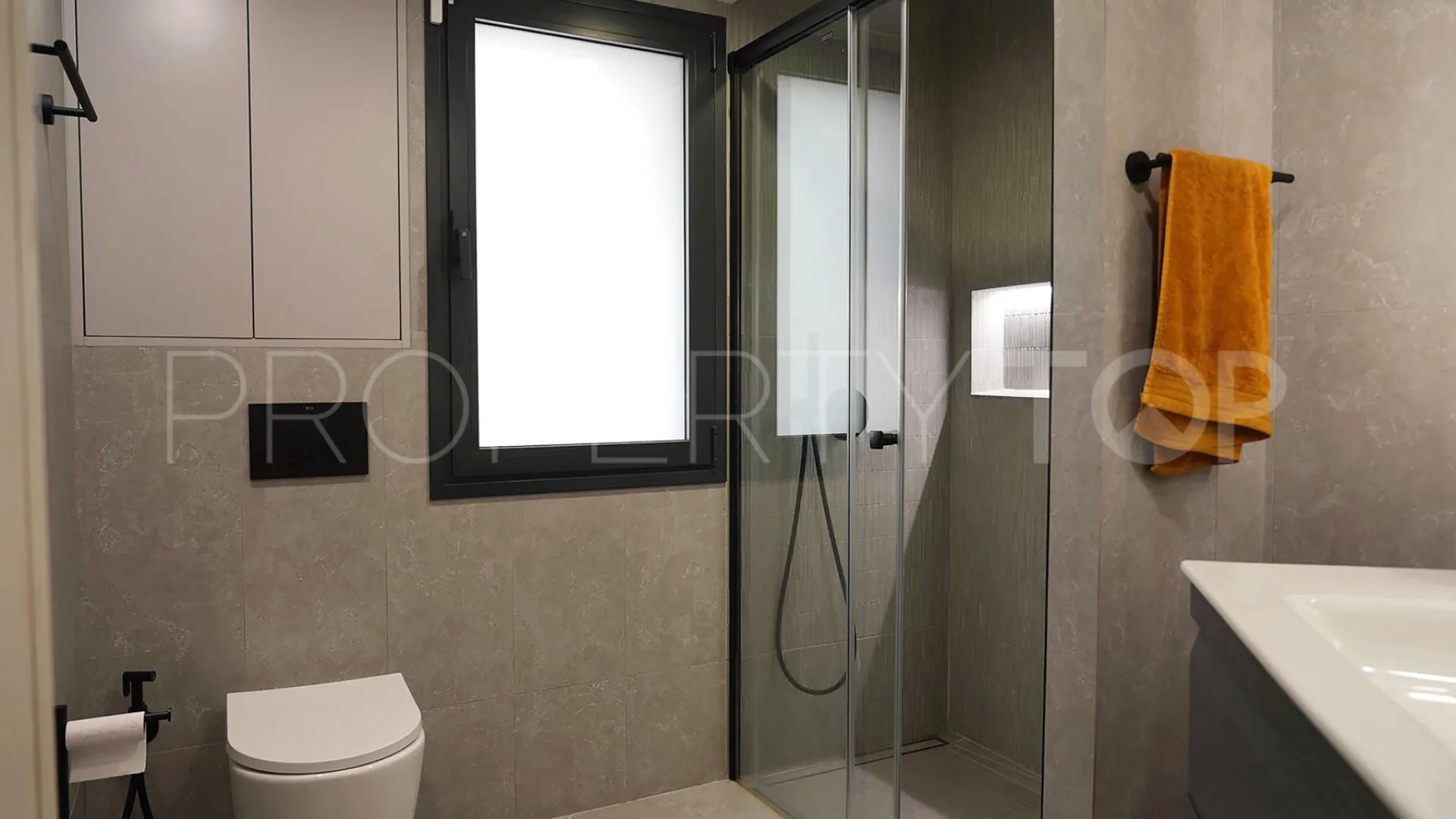 Apartamento planta baja en venta en La Maestranza de 3 dormitorios