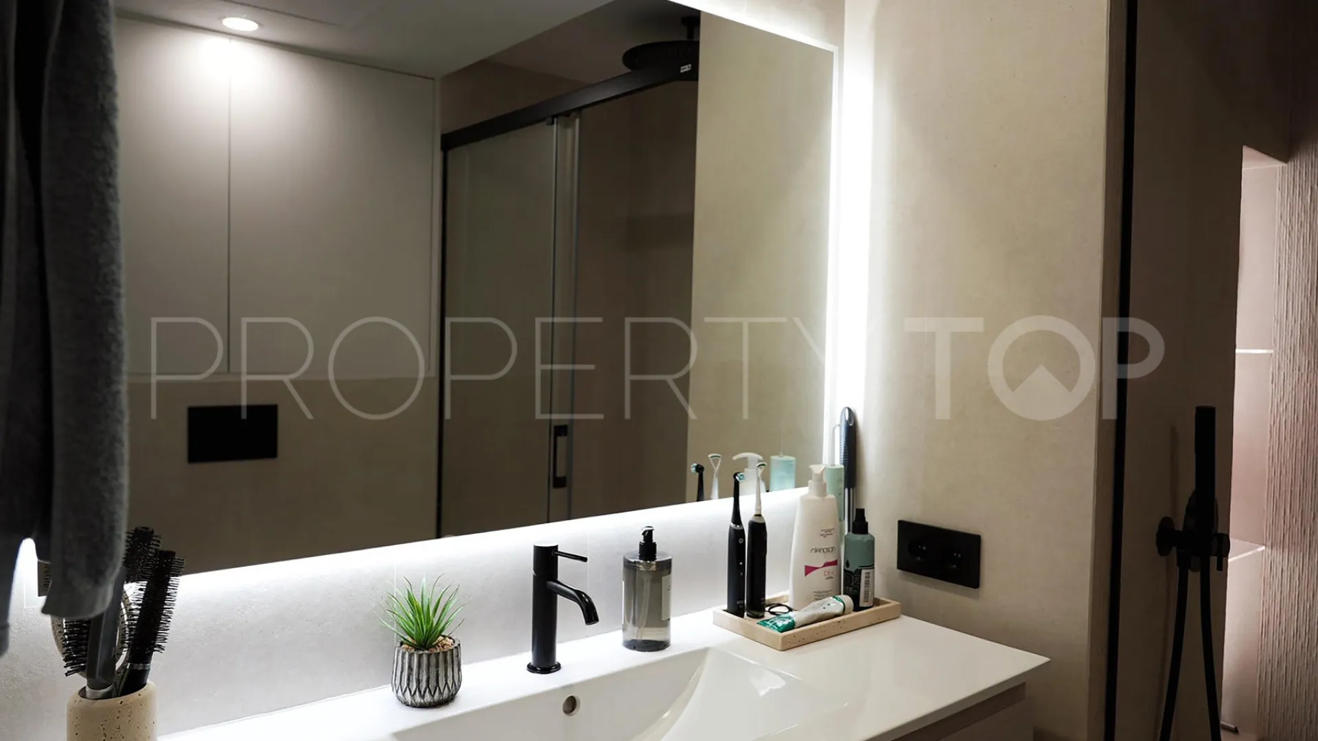 Apartamento planta baja en venta en La Maestranza de 3 dormitorios