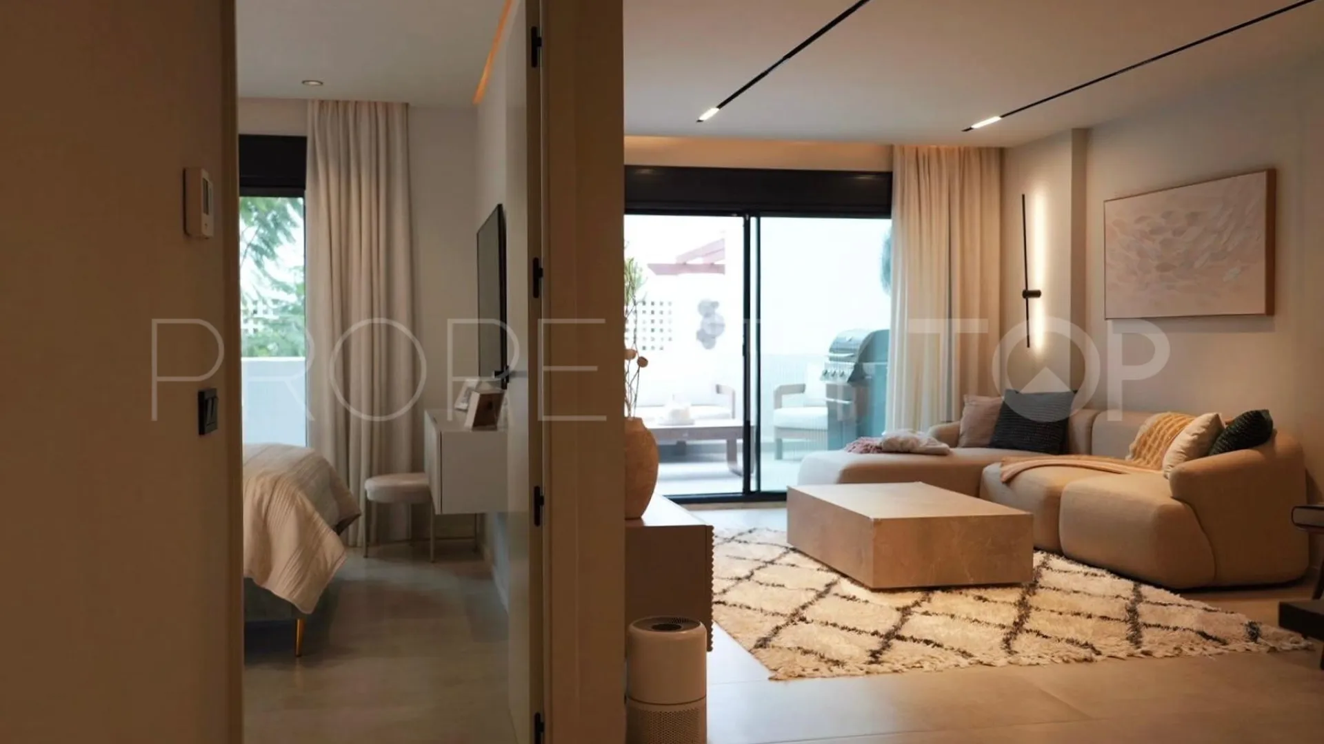 Apartamento planta baja en venta en La Maestranza de 3 dormitorios