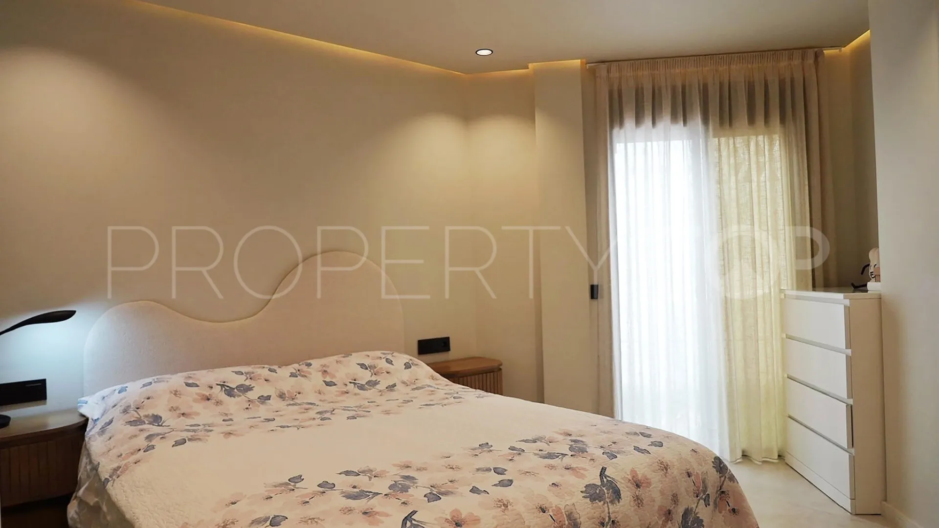 Apartamento planta baja en venta en La Maestranza de 3 dormitorios