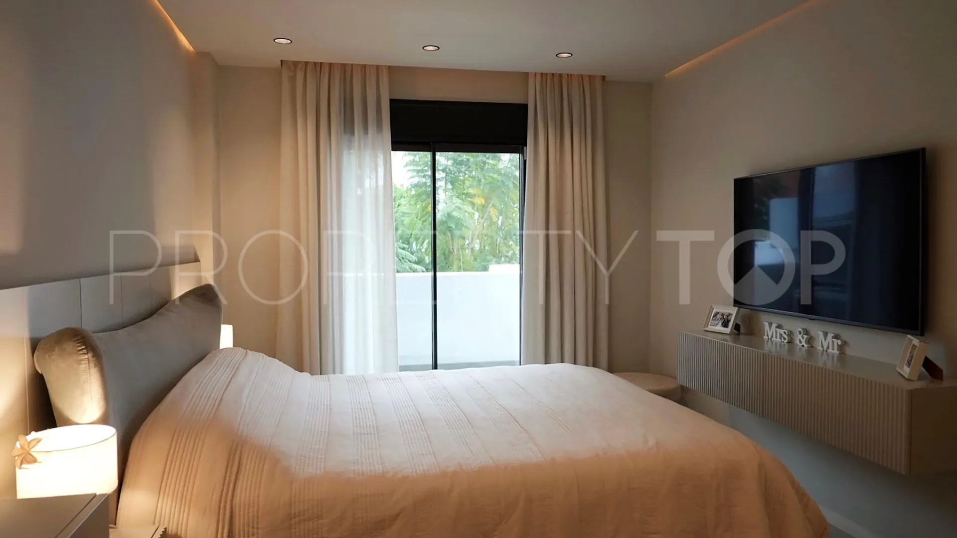 Apartamento planta baja en venta en La Maestranza de 3 dormitorios