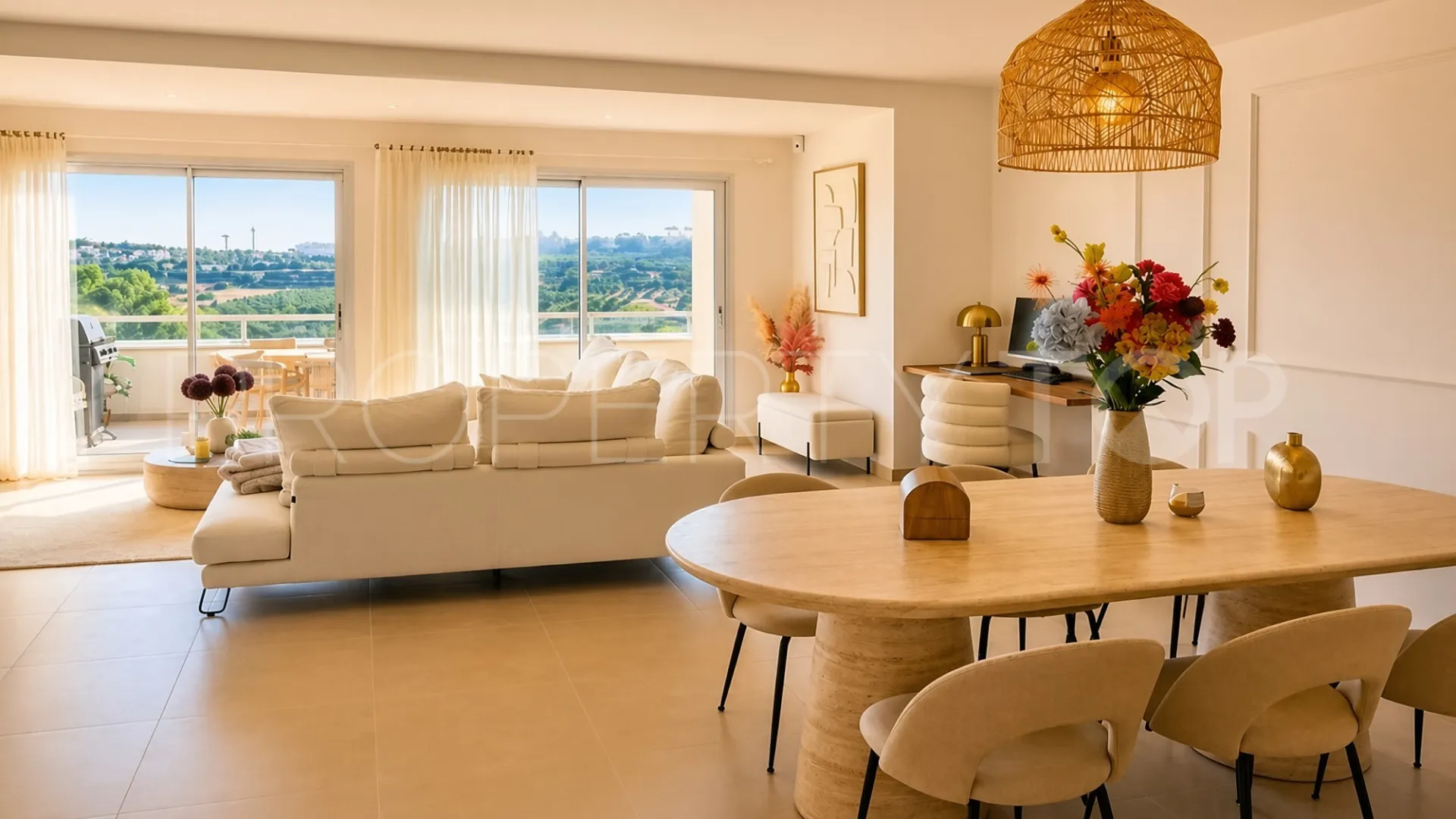 For sale apartment with 3 bedrooms in Cancelada