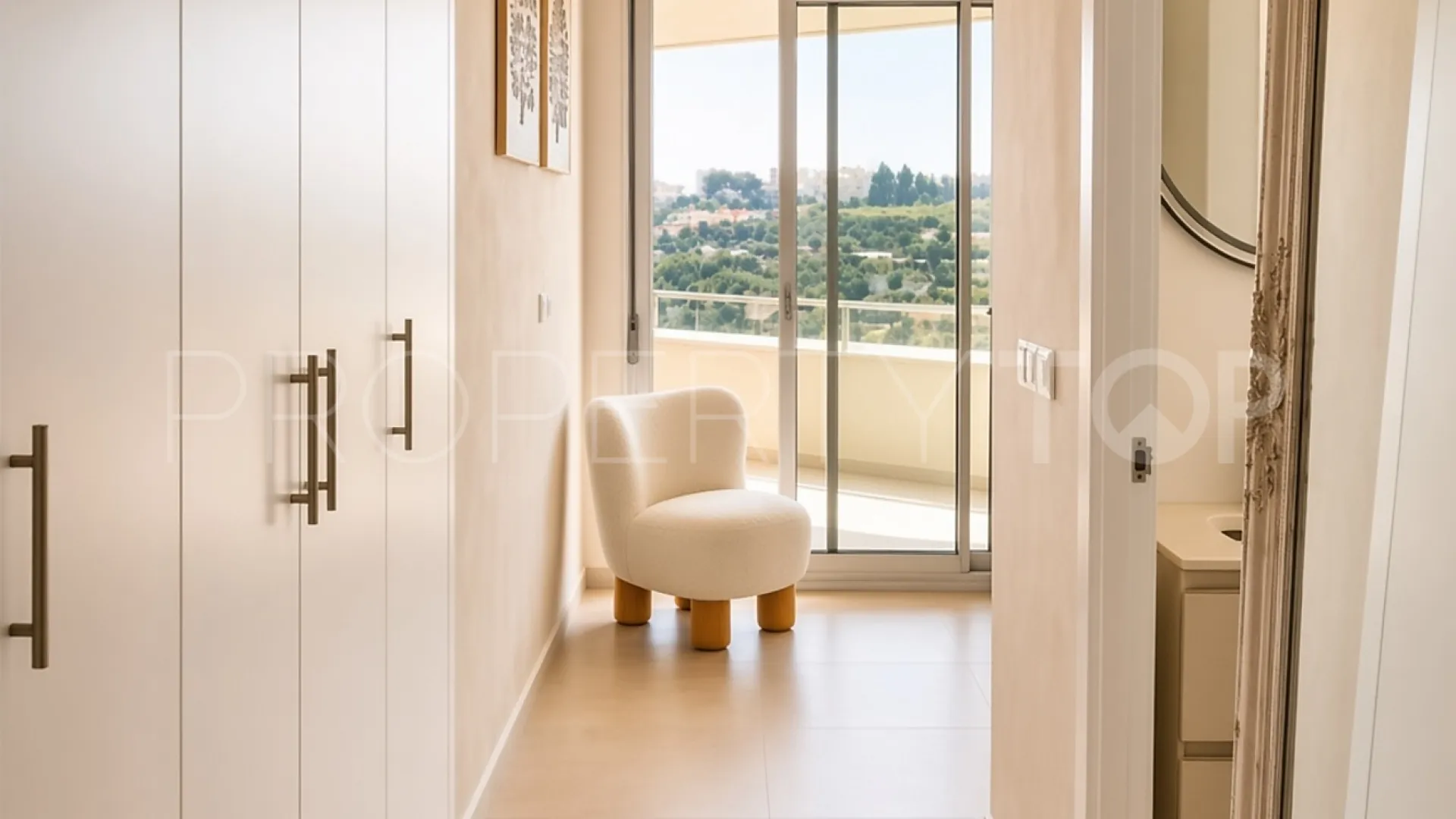 For sale apartment with 3 bedrooms in Cancelada