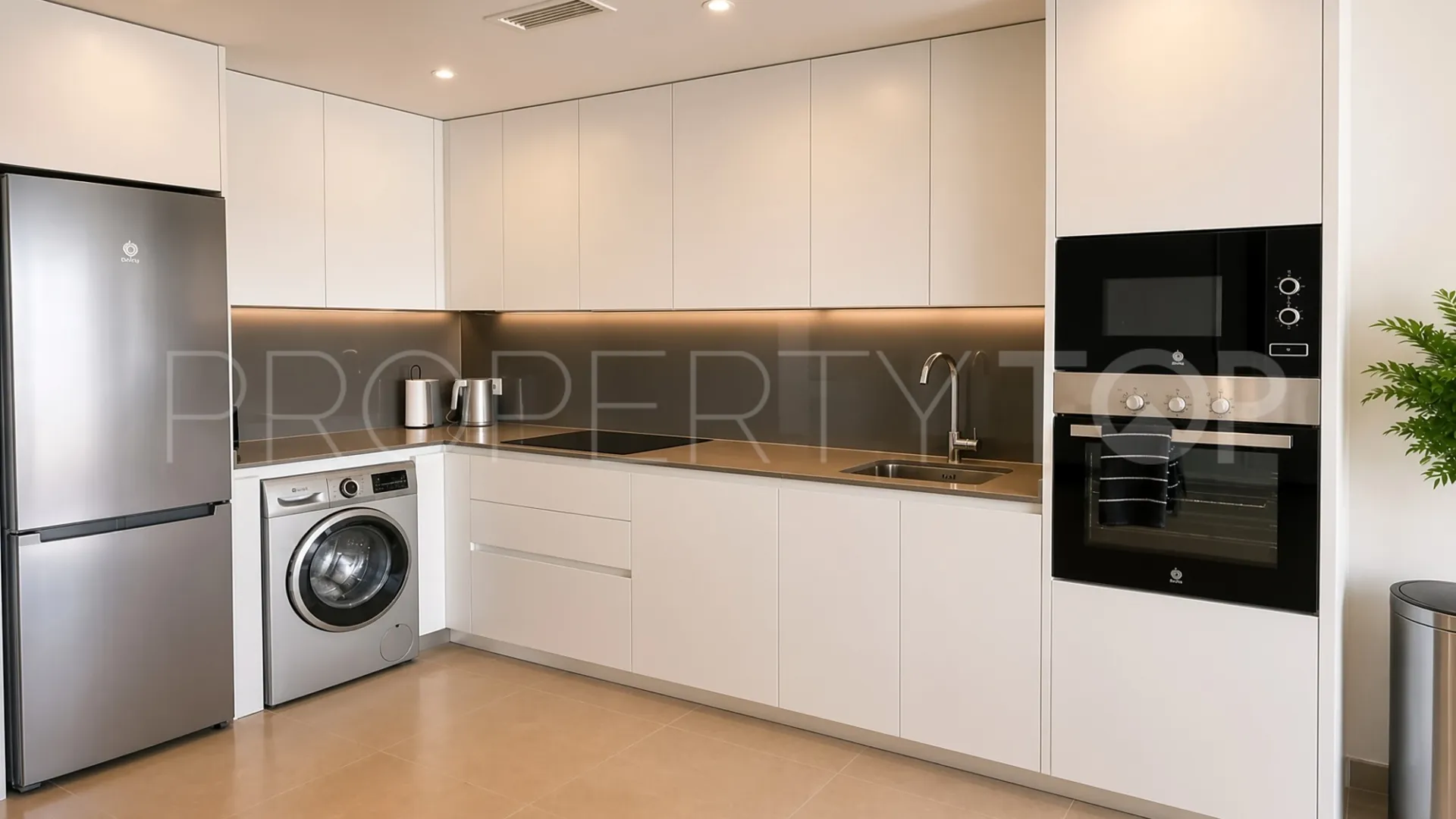 For sale apartment with 3 bedrooms in Cancelada