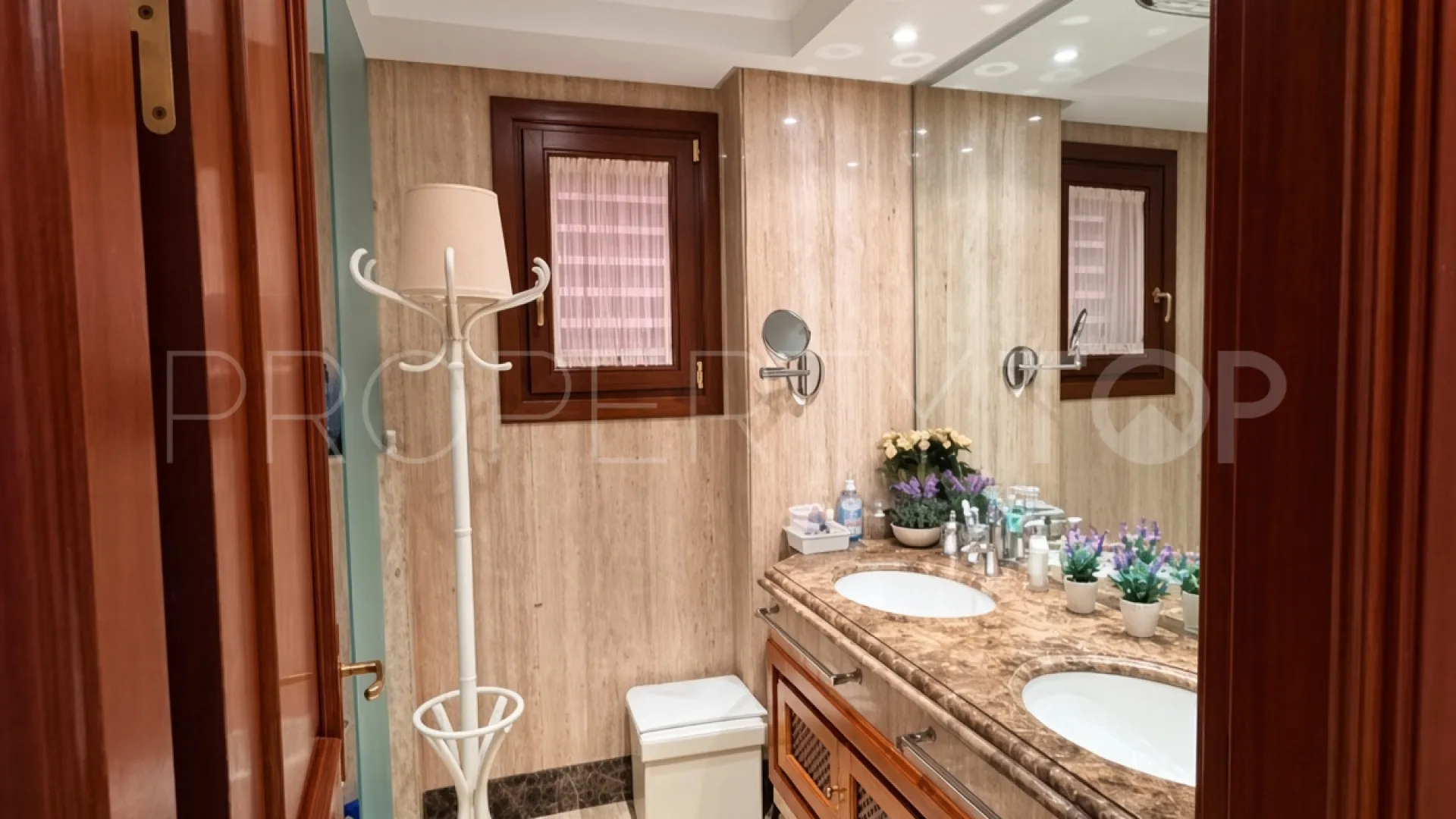 For sale ground floor apartment with 2 bedrooms in Mar Azul