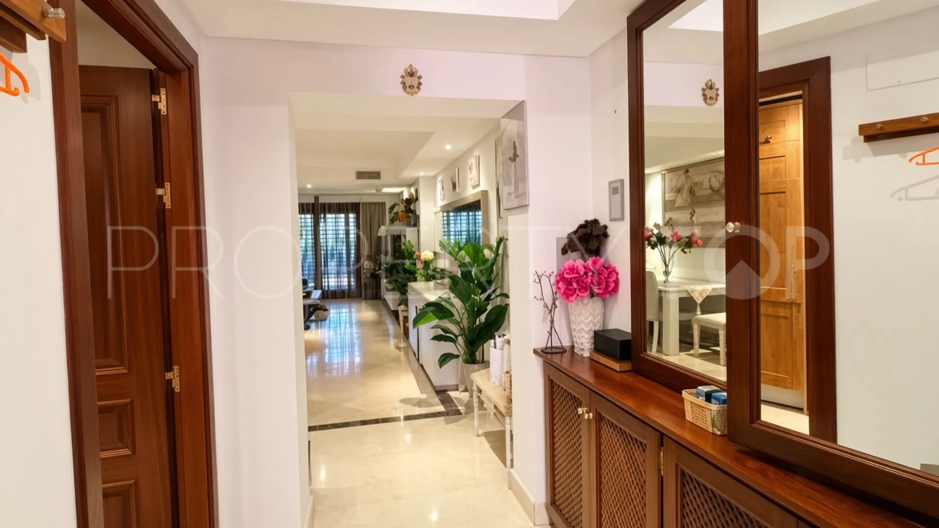 For sale ground floor apartment with 2 bedrooms in Mar Azul