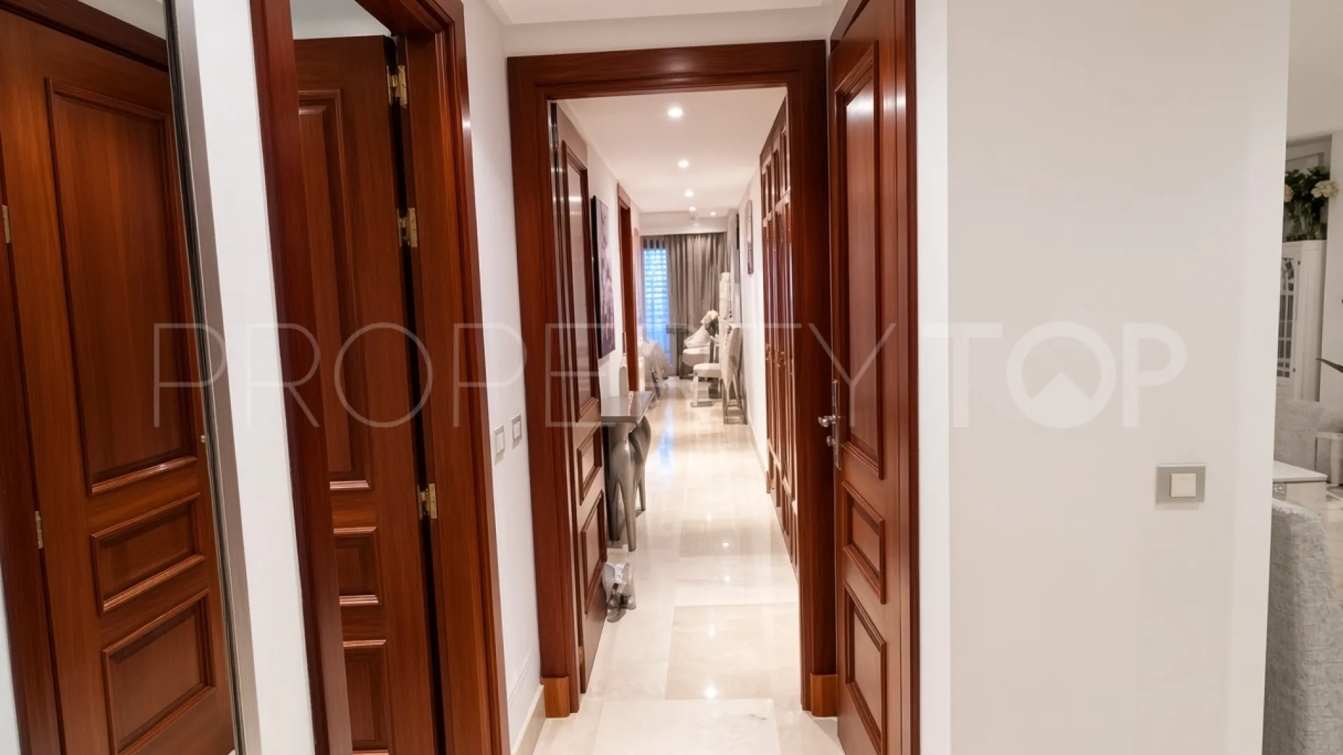 For sale ground floor apartment with 2 bedrooms in Mar Azul