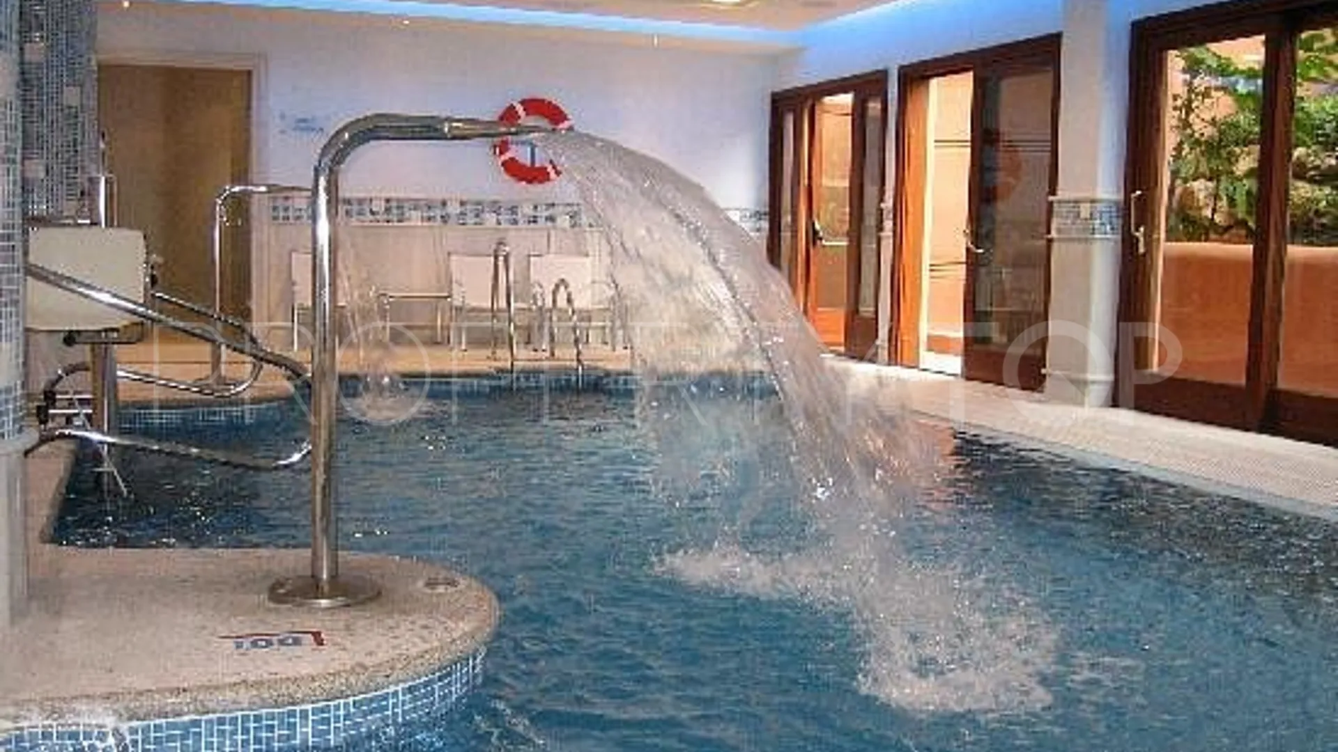 For sale ground floor apartment with 2 bedrooms in Mar Azul