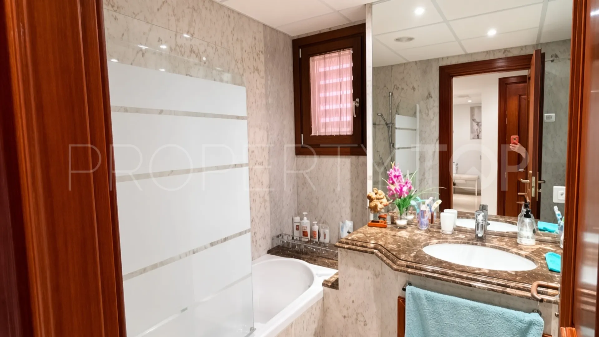 For sale ground floor apartment with 2 bedrooms in Mar Azul