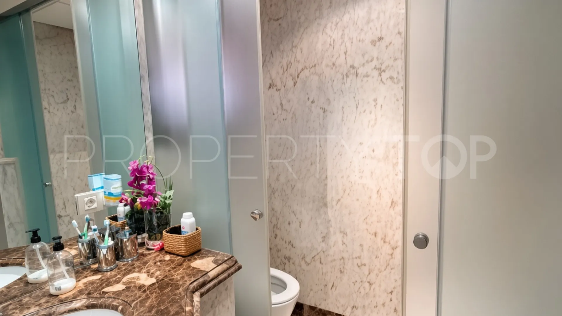 For sale ground floor apartment with 2 bedrooms in Mar Azul