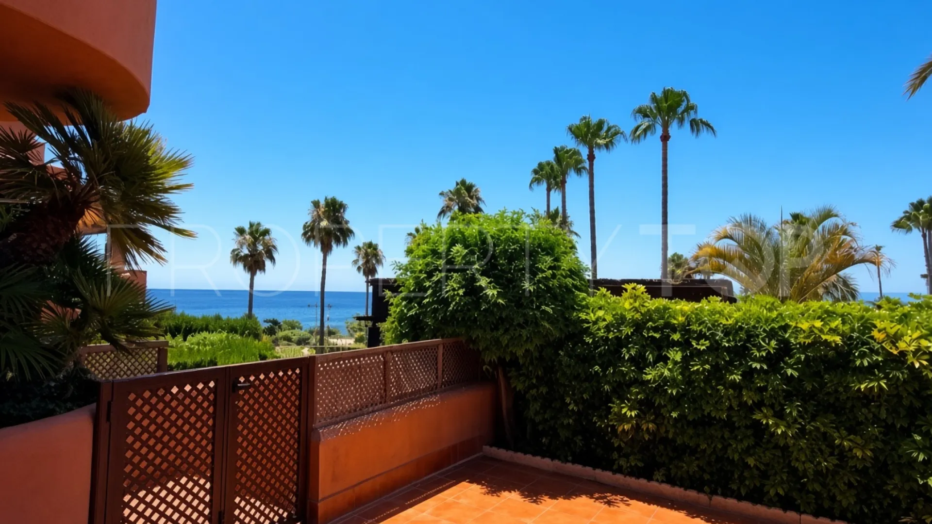 For sale ground floor apartment with 2 bedrooms in Mar Azul