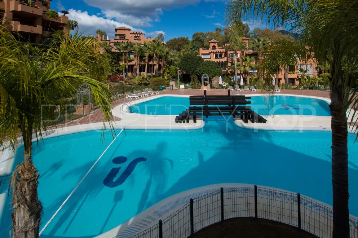 Nueva Andalucia, apartamento en venta con 3 dormitorios