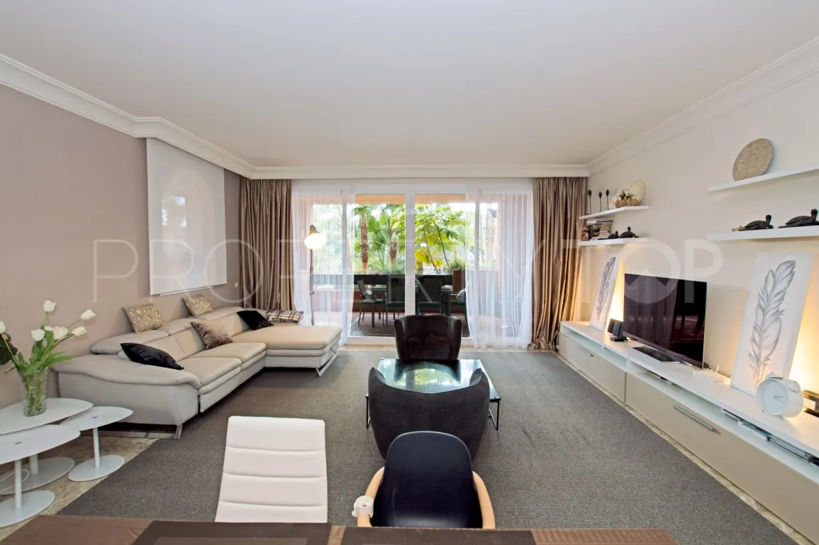 Nueva Andalucia, apartamento en venta con 3 dormitorios