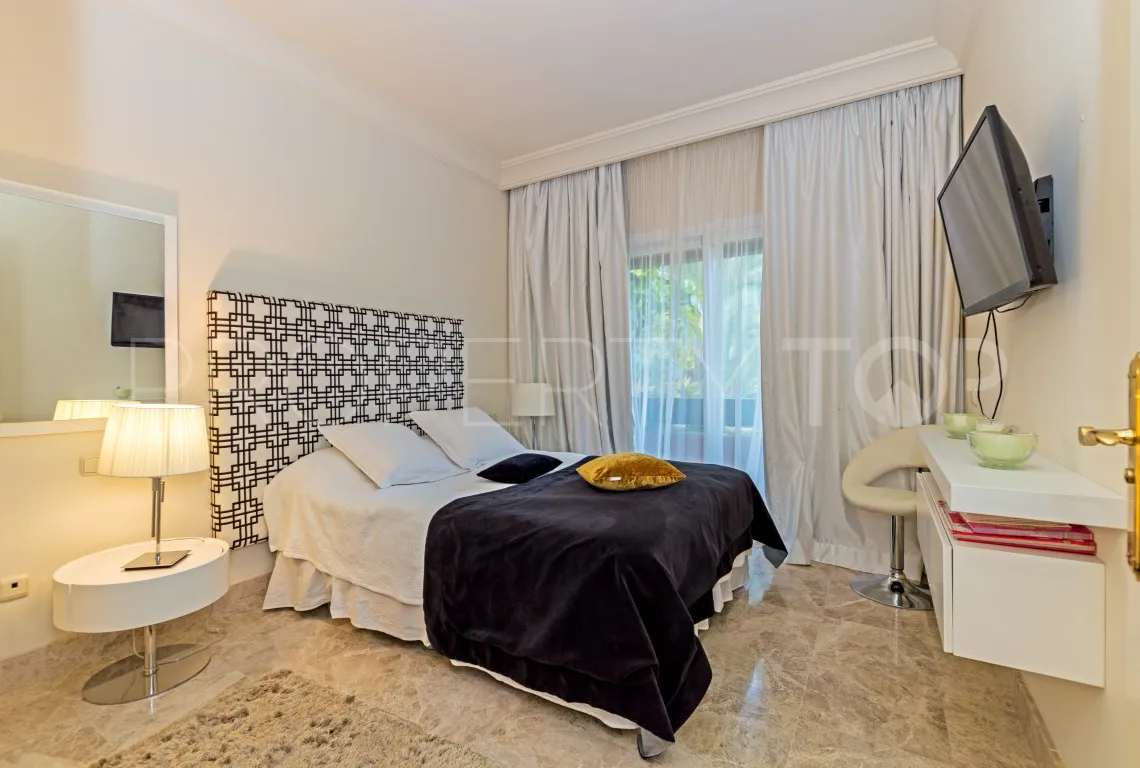 Nueva Andalucia, apartamento en venta con 3 dormitorios