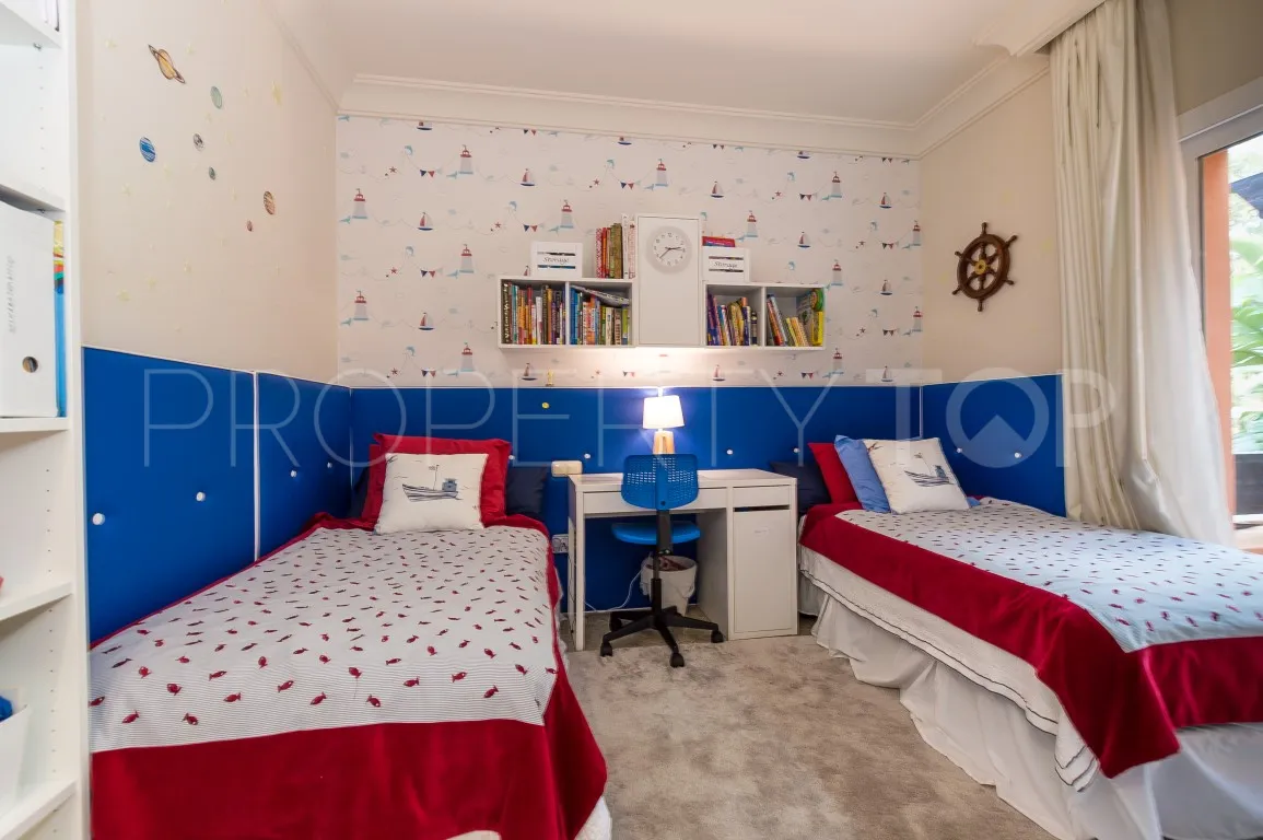 Nueva Andalucia, apartamento en venta con 3 dormitorios