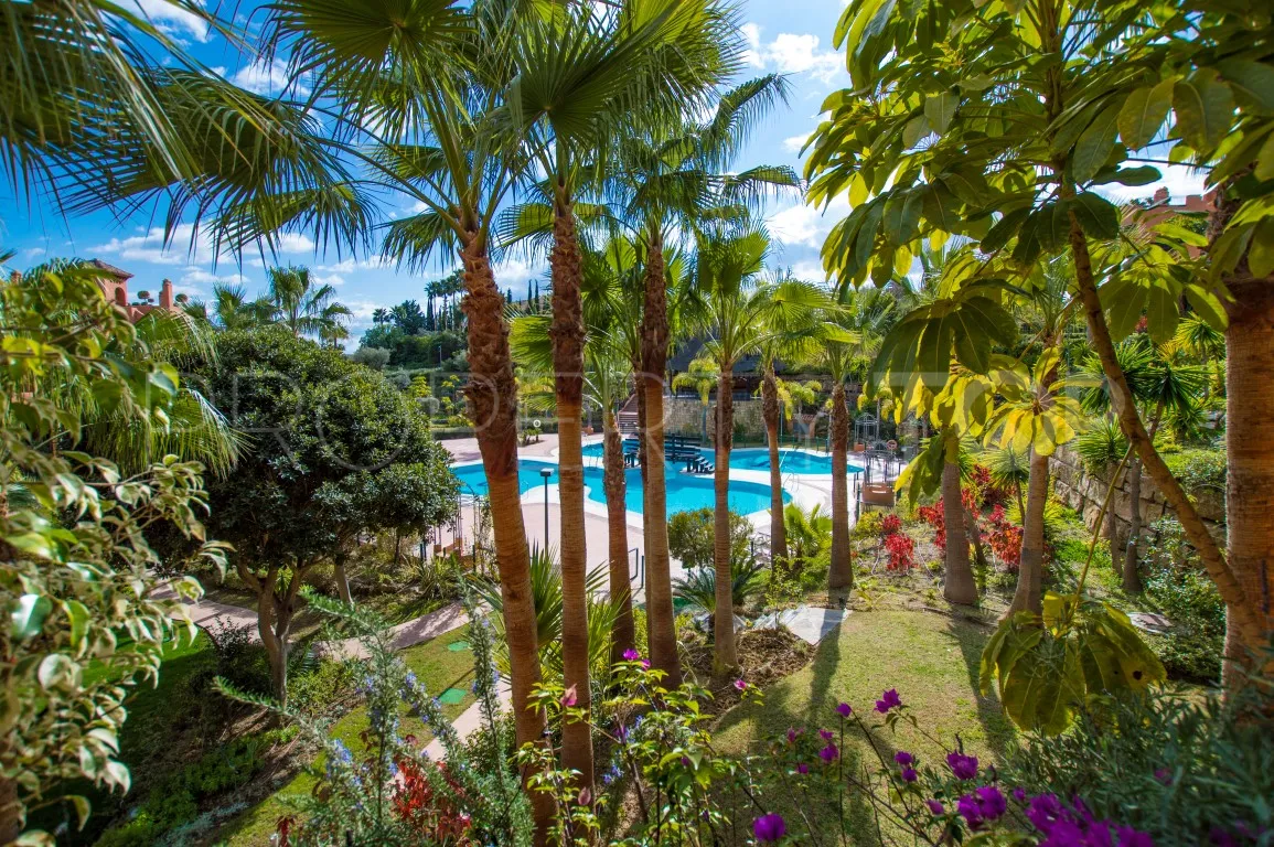 Nueva Andalucia, apartamento en venta con 3 dormitorios